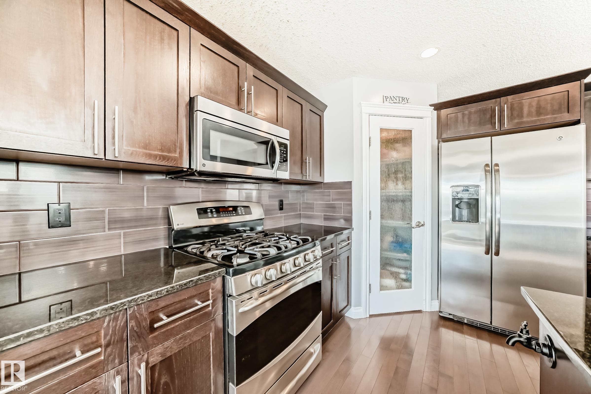 Photo 12 at 46 Hartwick Manor, Harvest Ridge, Spruce Grove