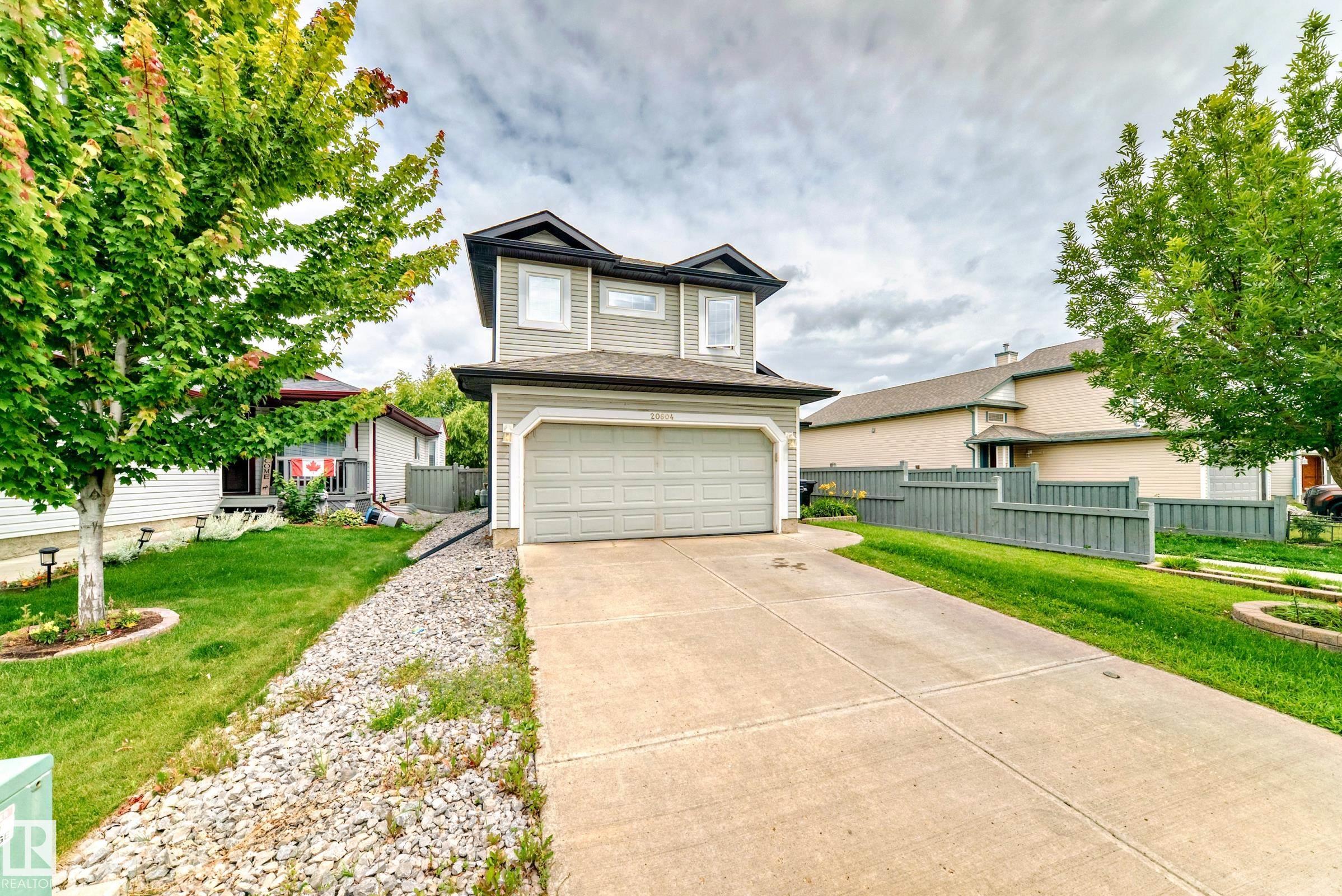 20604 48 Avenue NW, The Hamptons, Edmonton photo number 2