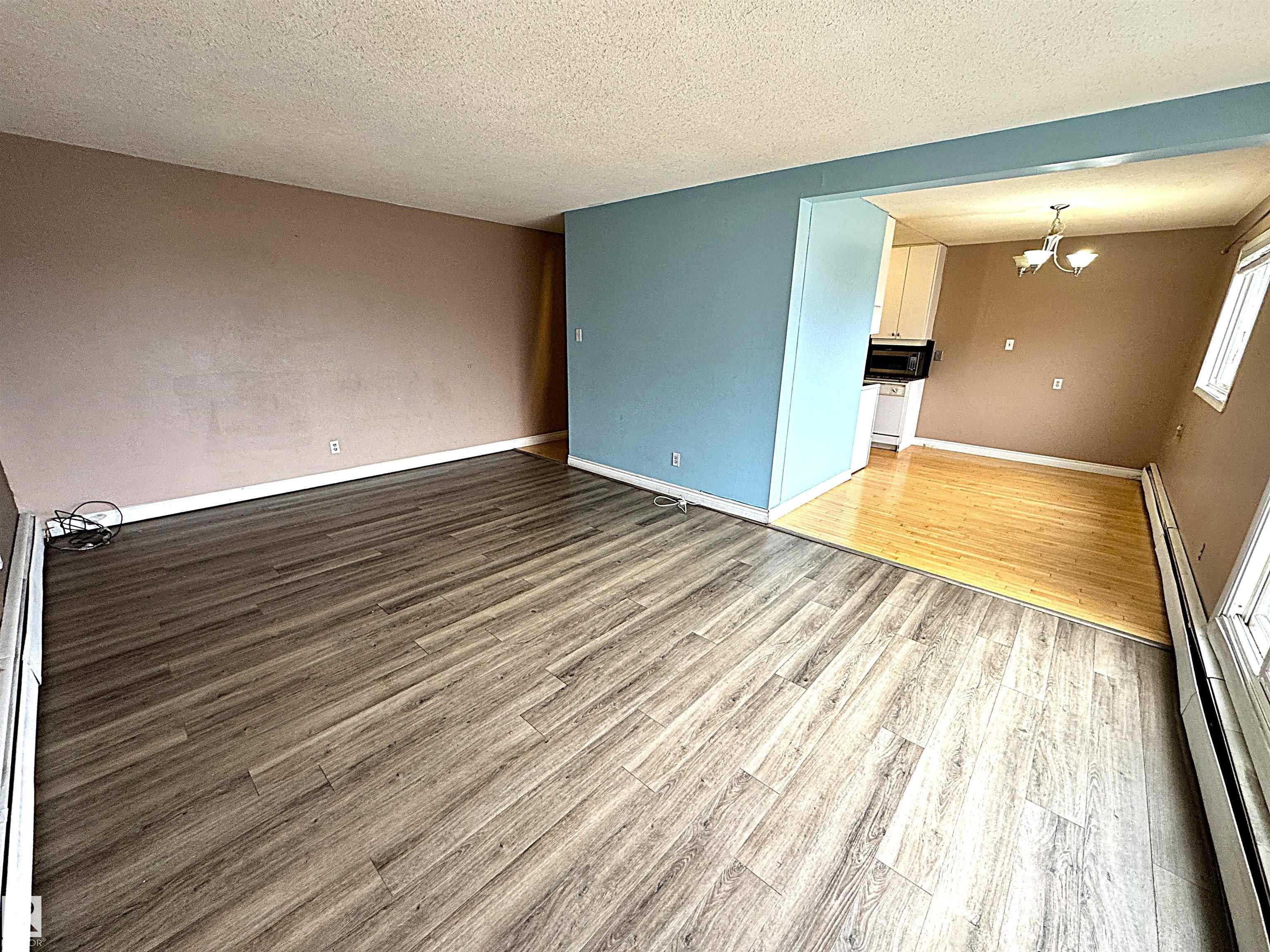 Photo 4 at 301 - 10035 164 Street NW, Glenwood, Edmonton