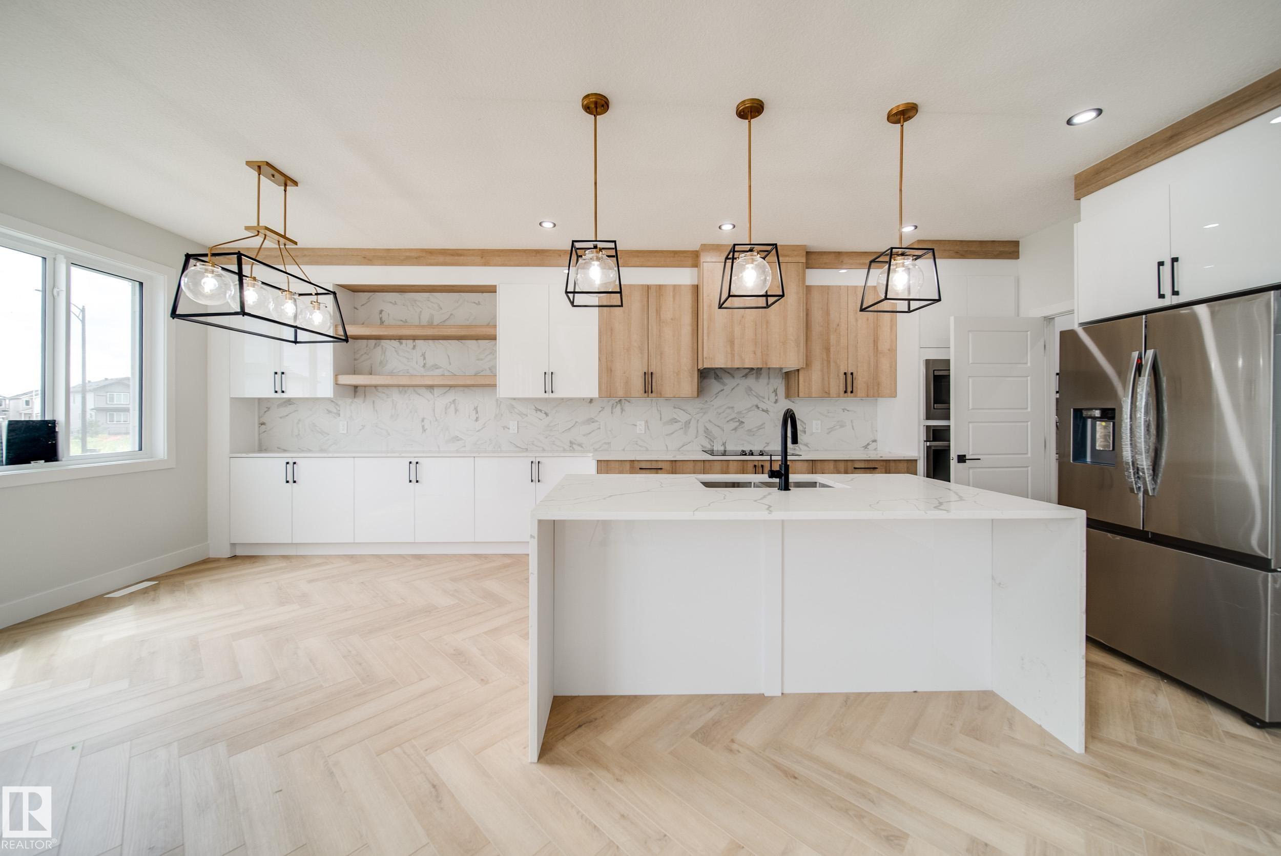 8815 183 Avenue NW, Klarvatten, Edmonton photo number 2