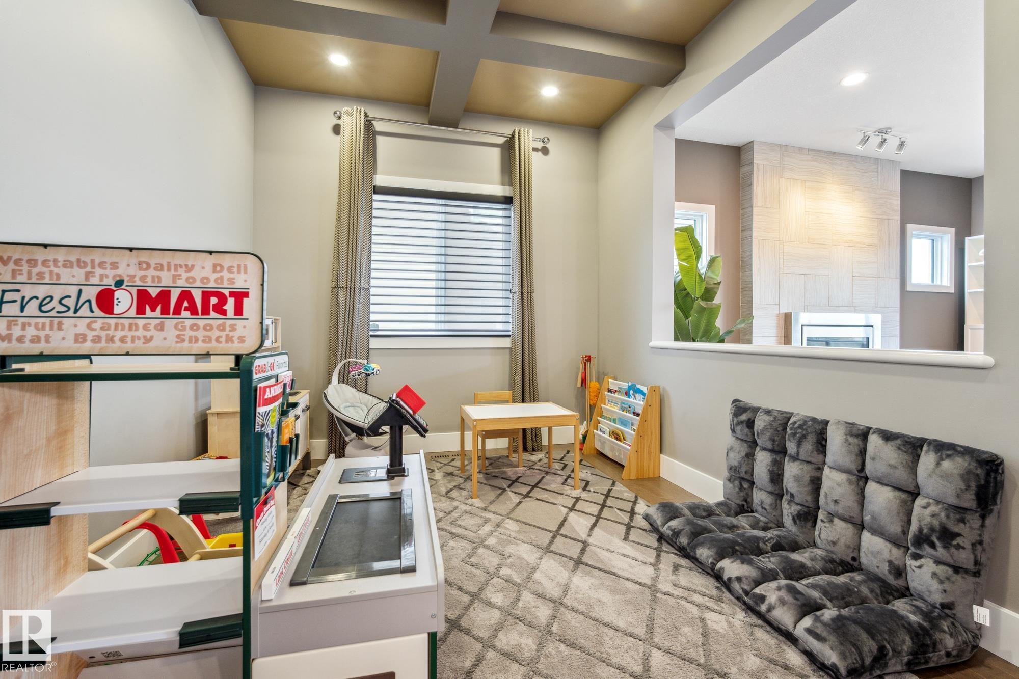 Photo 12 at 2135 Glenridding Way SW, Glenridding Heights, Edmonton