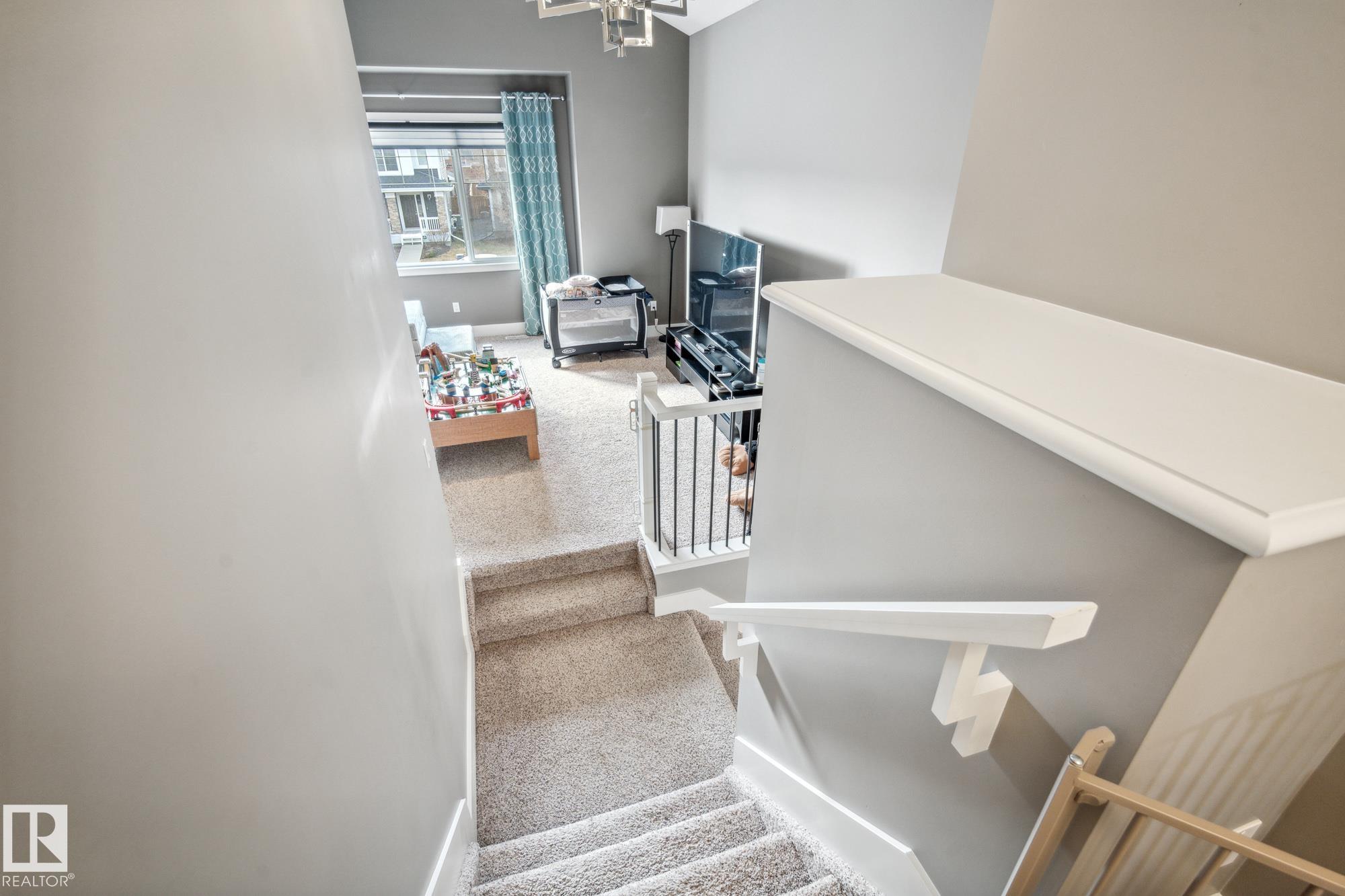 Photo 17 at 2135 Glenridding Way SW, Glenridding Heights, Edmonton