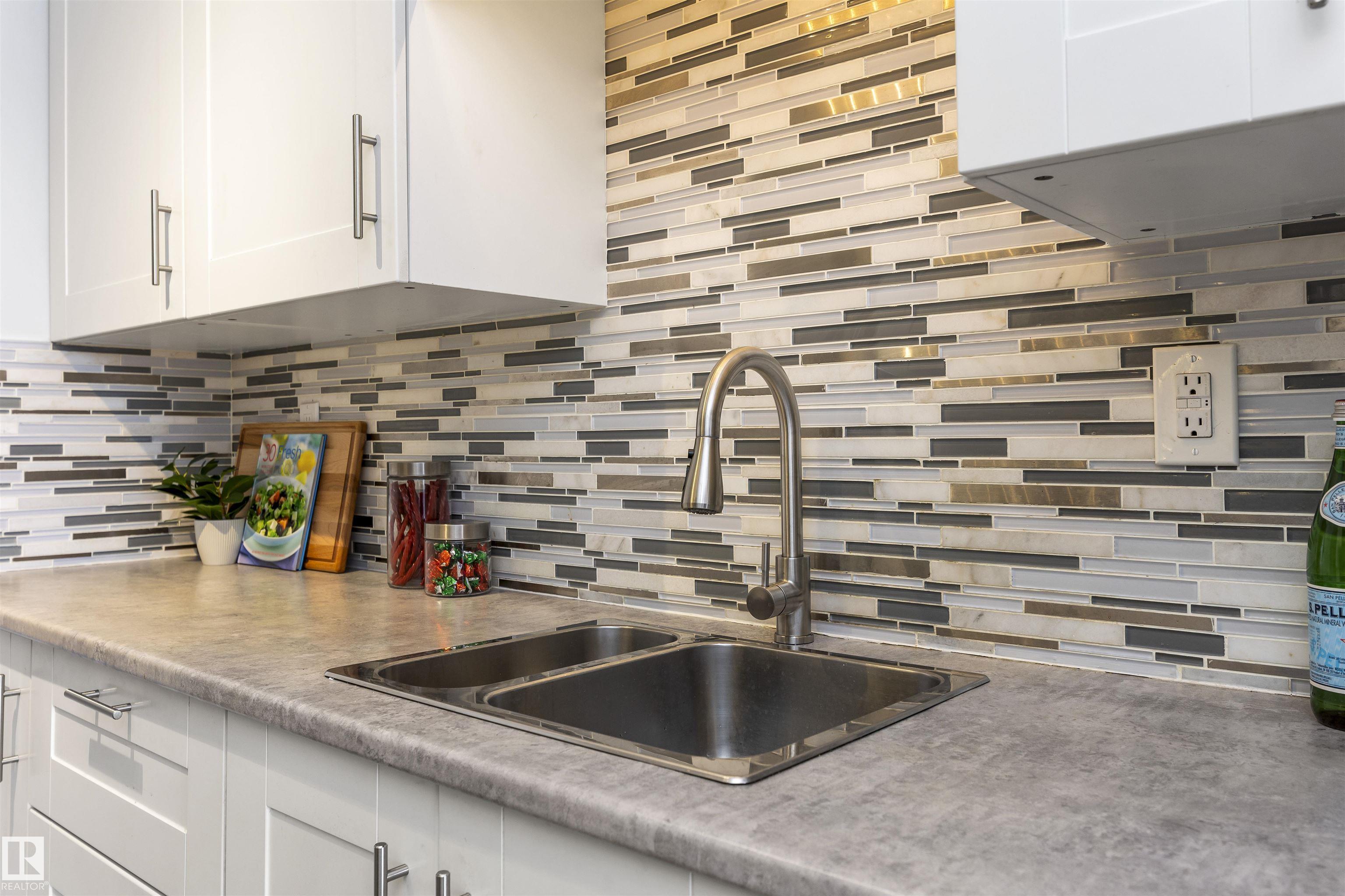 Photo 14 at 17129 109 Street NW, Baturyn, Edmonton