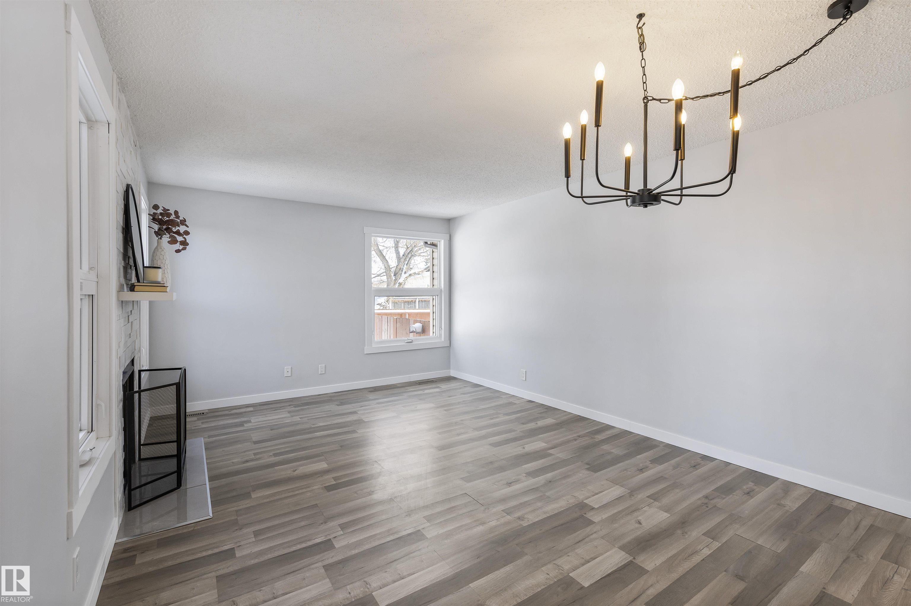 Photo 7 at 17129 109 Street NW, Baturyn, Edmonton