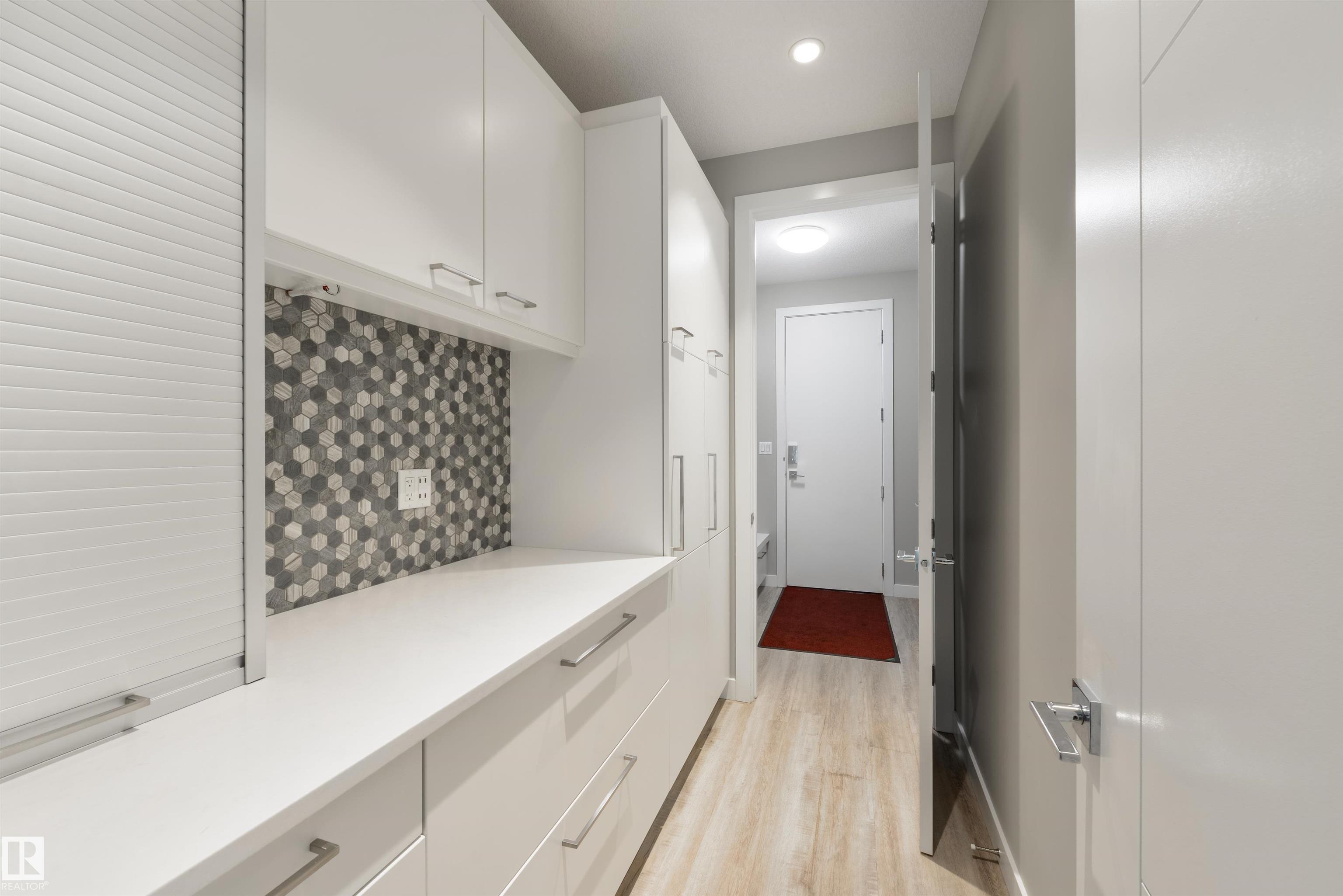 Photo 18 at 5410 110 Street NW, Pleasantview, Edmonton