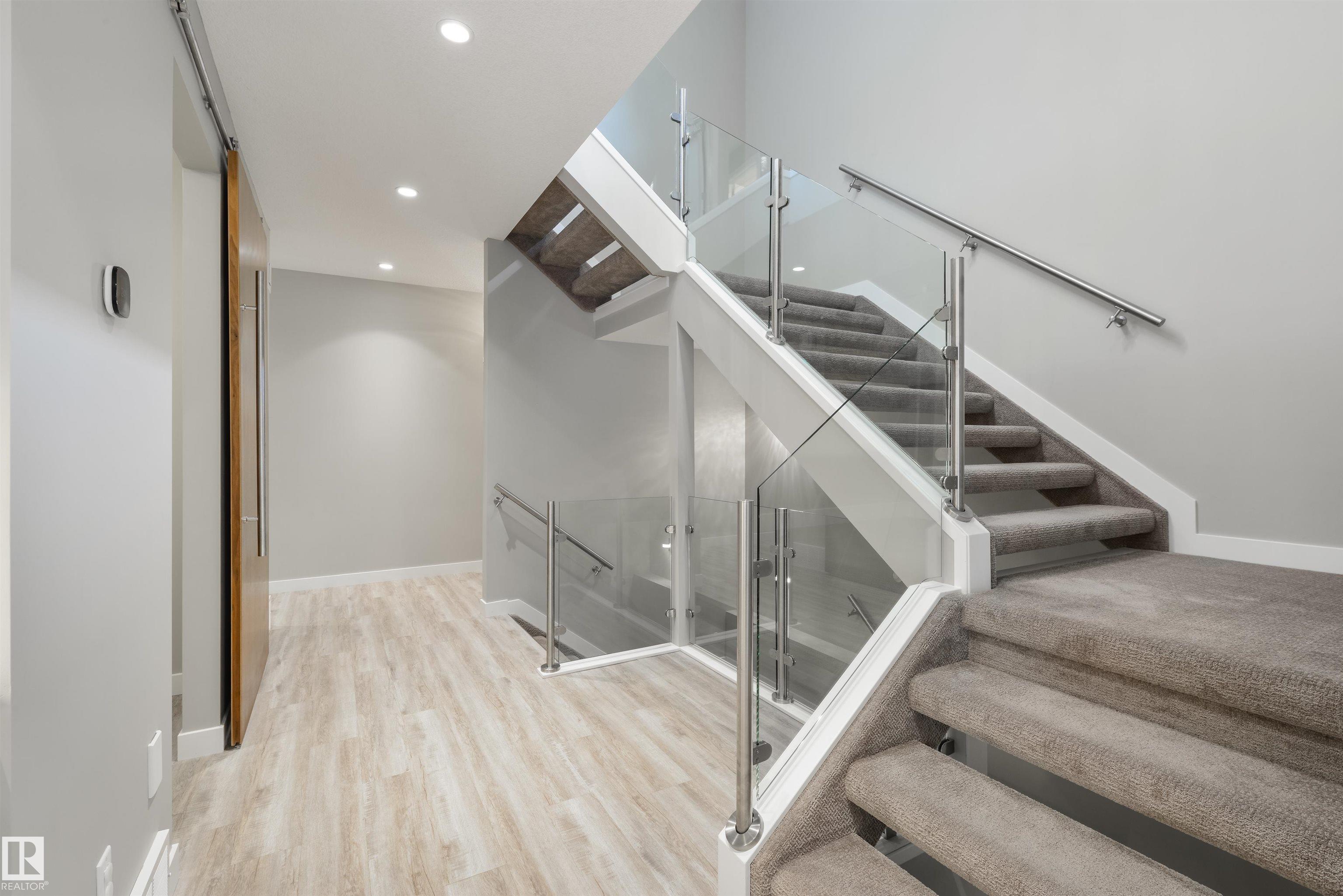 Photo 21 at 5410 110 Street NW, Pleasantview, Edmonton