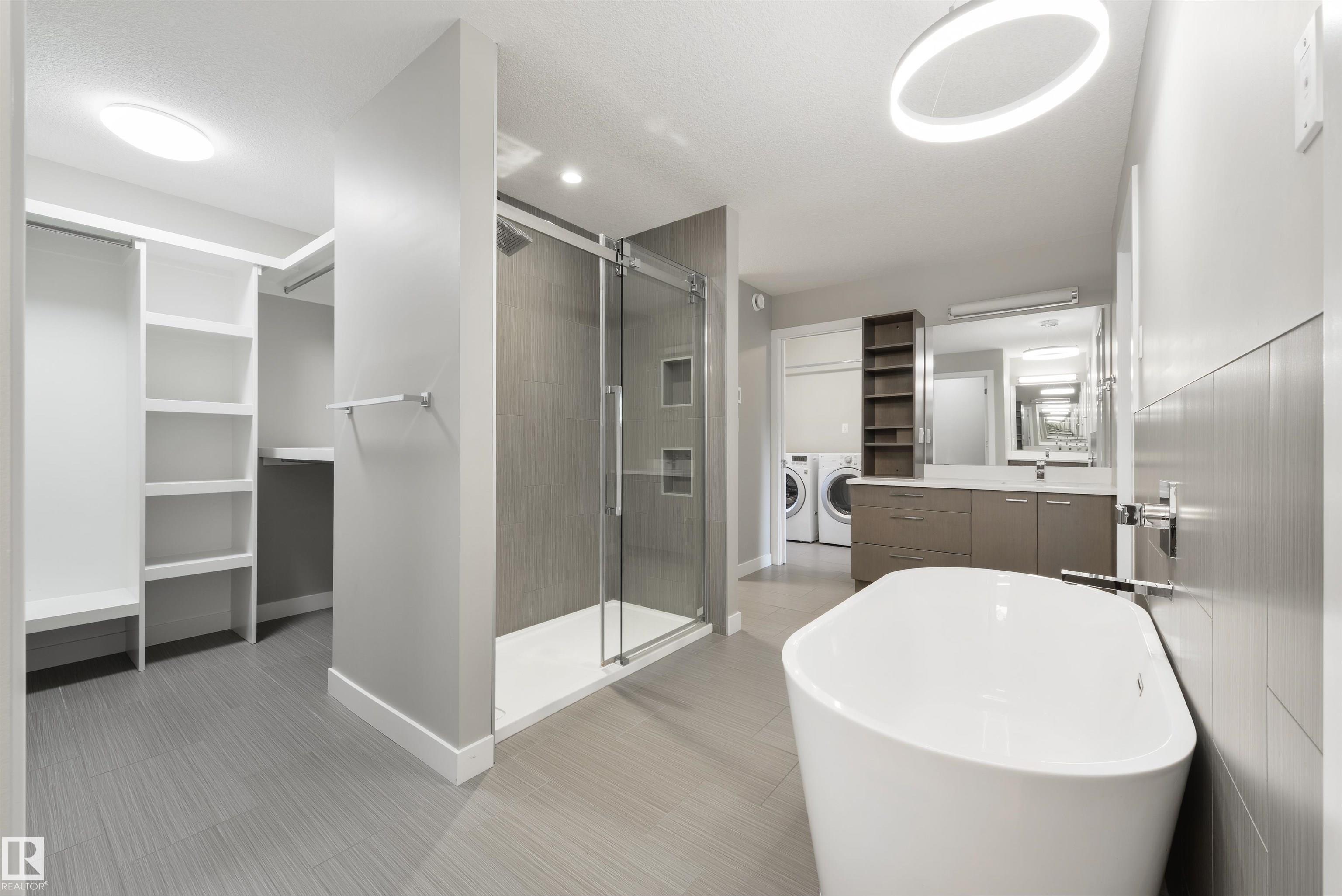 Photo 39 at 5410 110 Street NW, Pleasantview, Edmonton