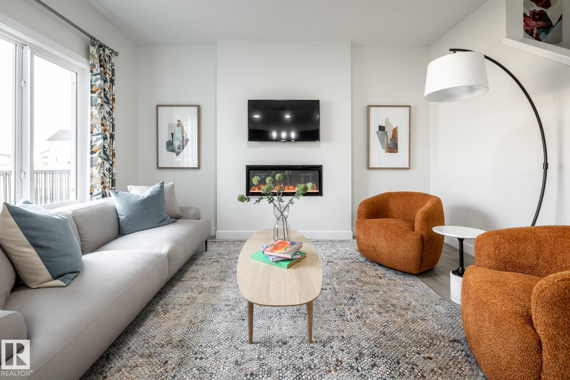 Photo 11 at 9 Gable Common, Greenbury, Spruce Grove