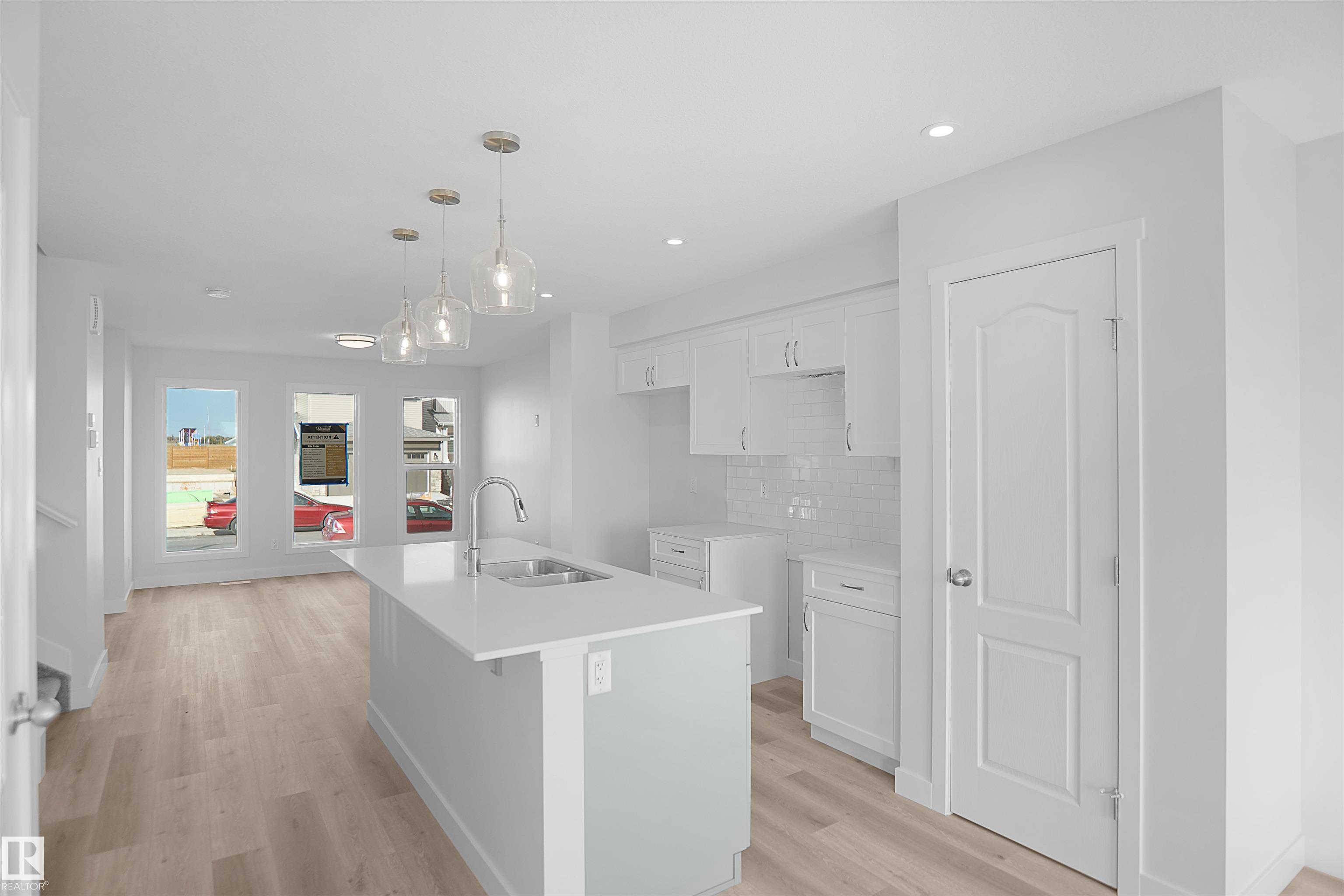 Photo 10 at 18164 74 Street NW, Crystallina Nera East, Edmonton