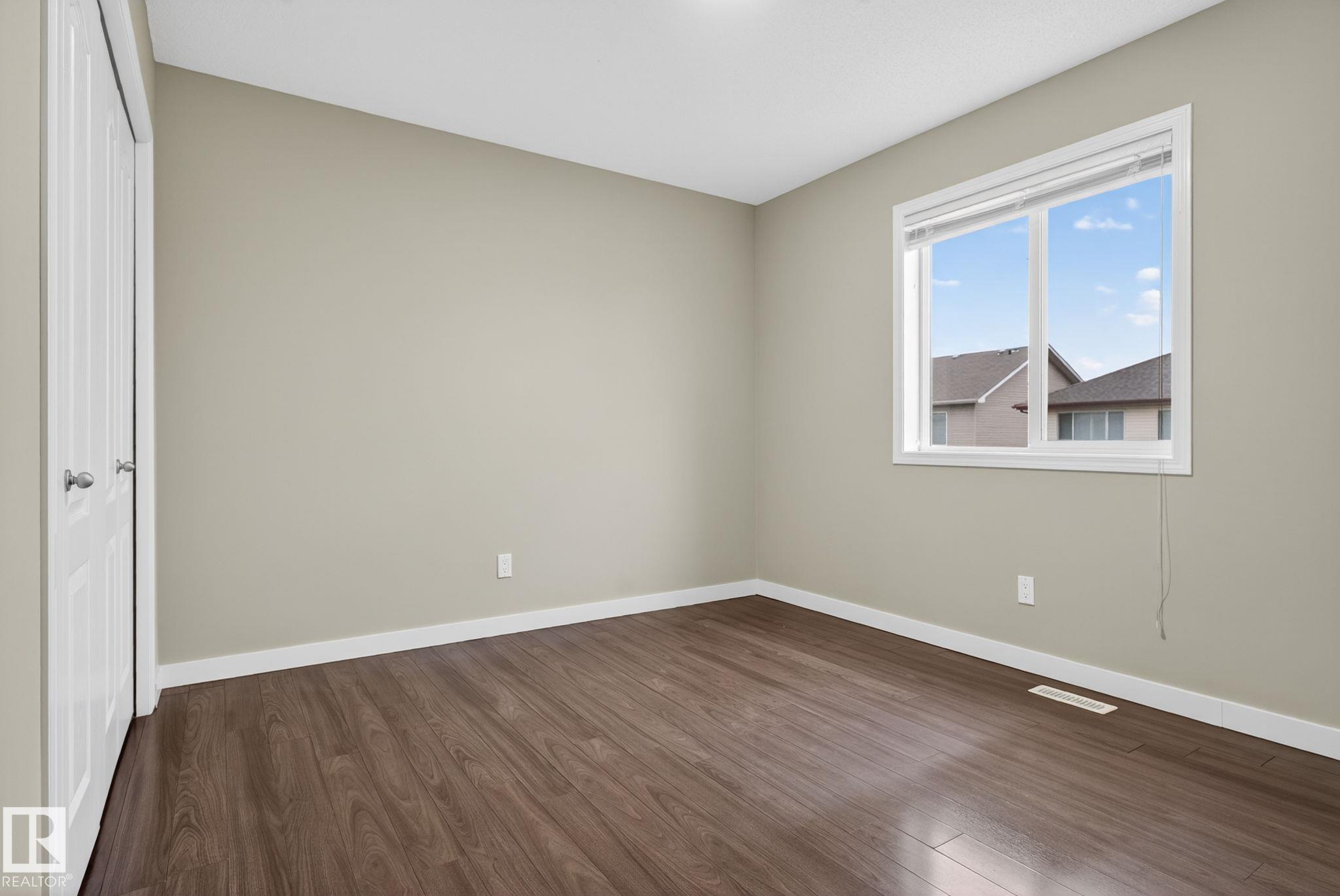 Photo 5 at 2931 26 Avenue NW, Silver Berry, Edmonton