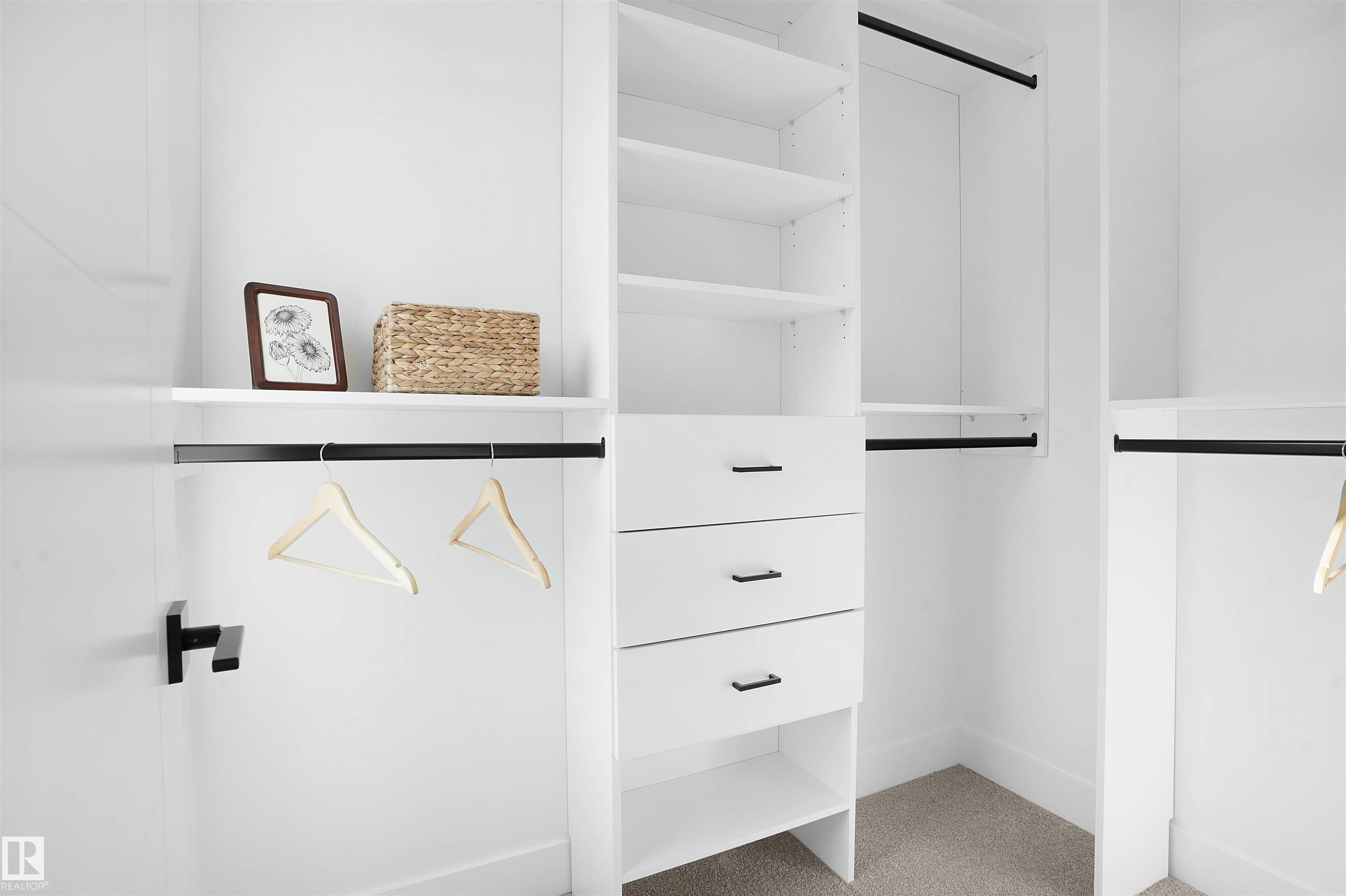 Photo 36 at 1160 Gyrfalcon Crescent NW, Hawks Ridge, Edmonton