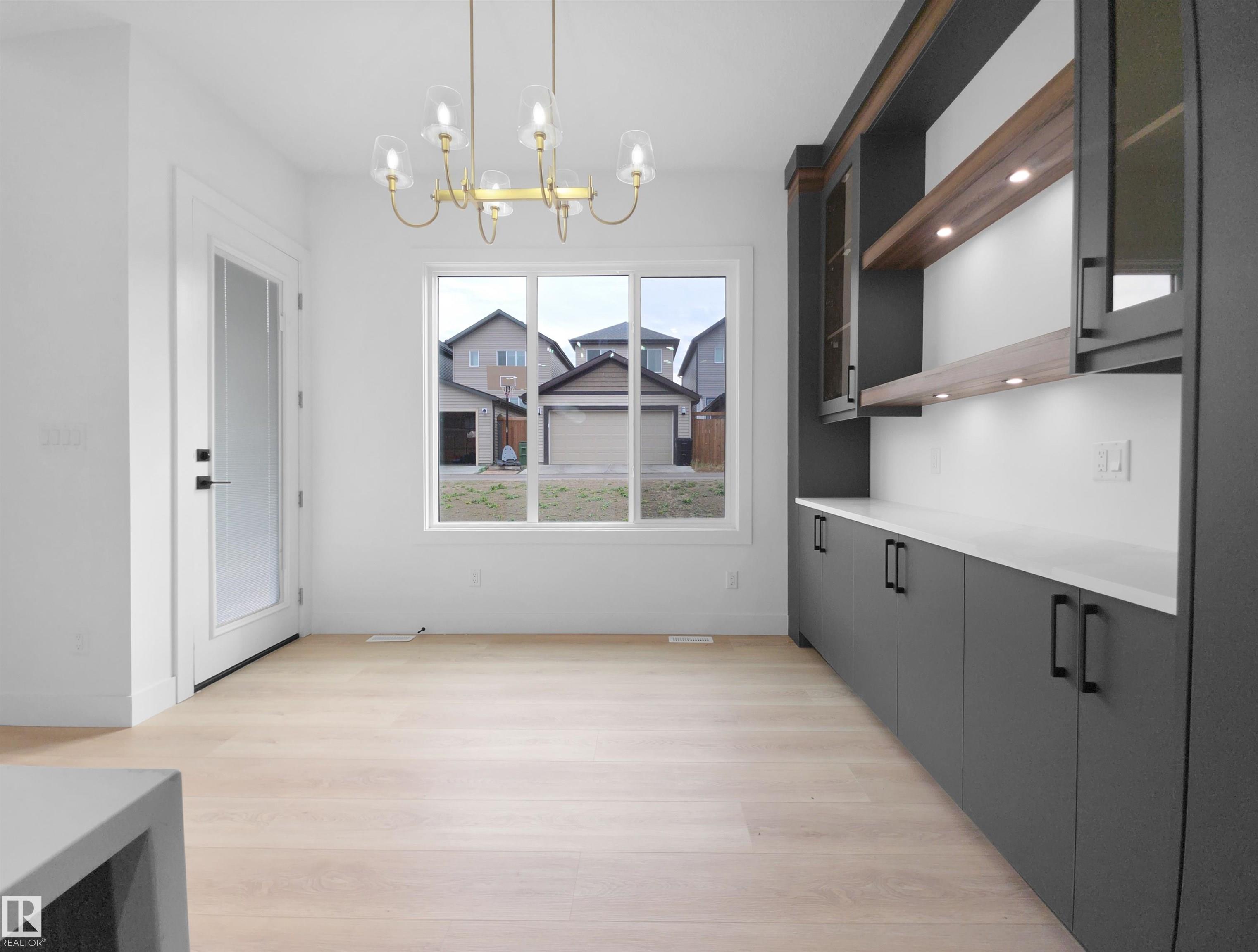 Photo 22 at 1113 Gyrfalcon Crescent NW, Hawks Ridge, Edmonton