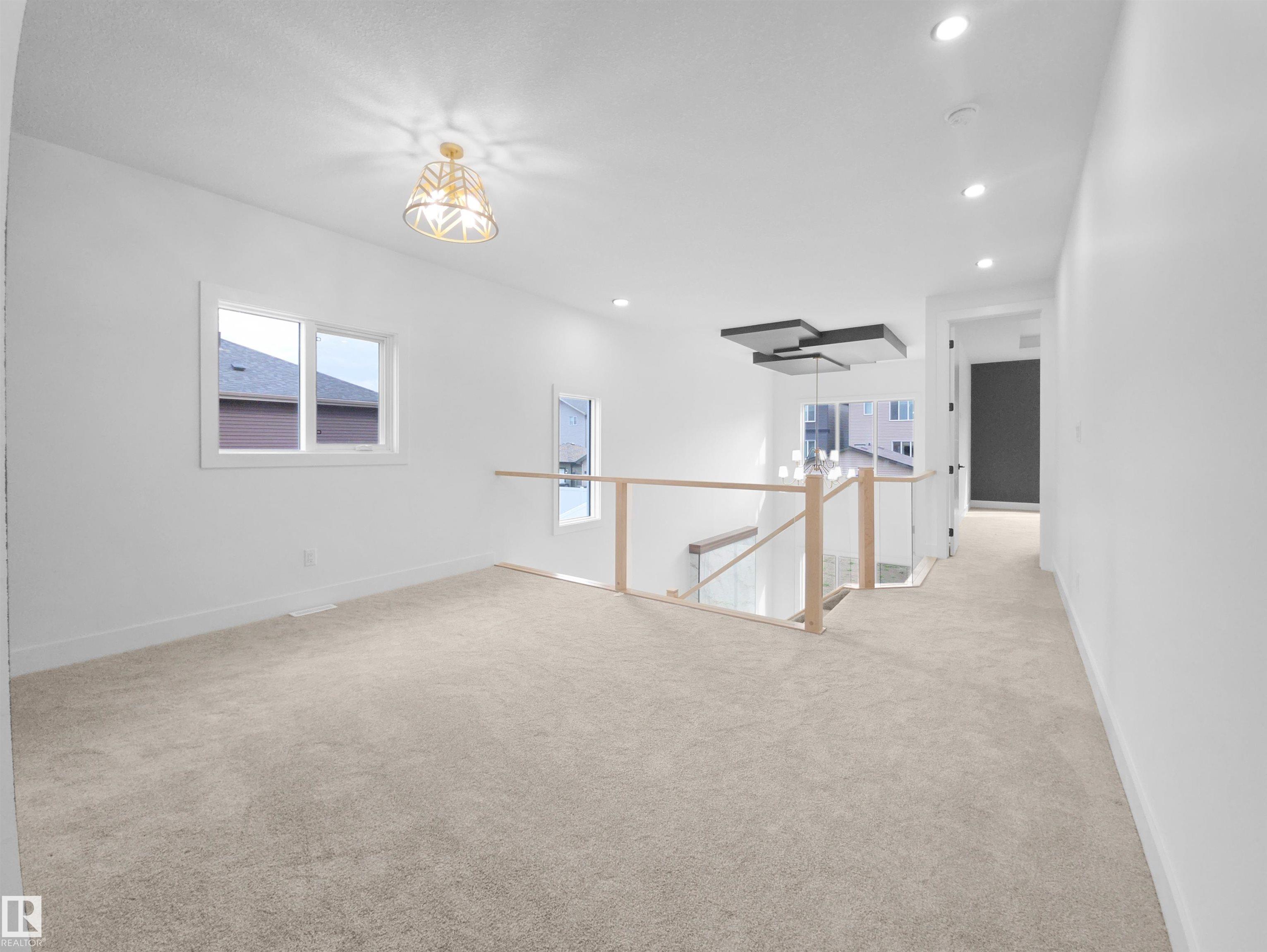 Photo 29 at 1113 Gyrfalcon Crescent NW, Hawks Ridge, Edmonton