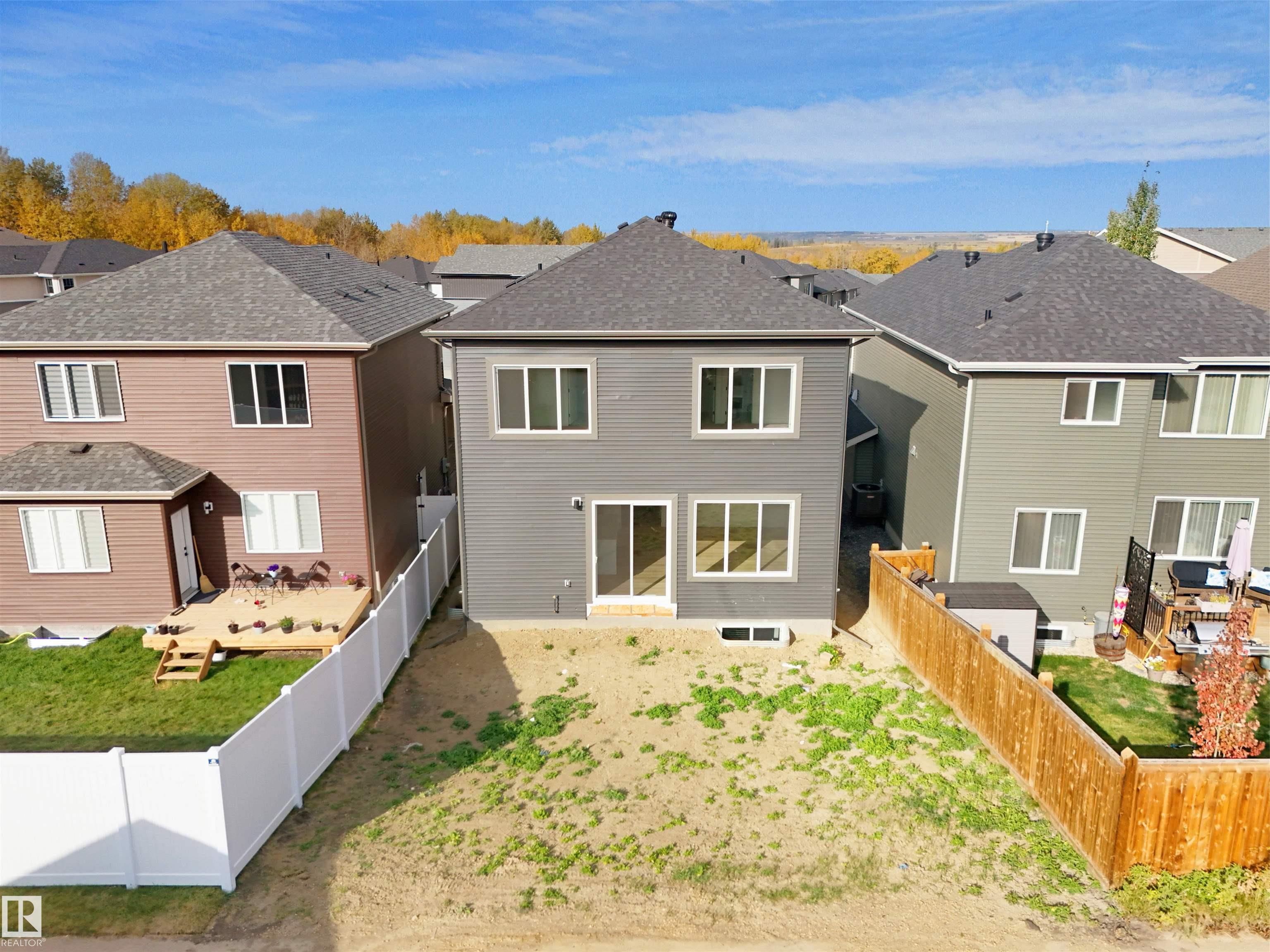 Photo 59 at 1107 Gyrfalcon Crescent NW, Hawks Ridge, Edmonton