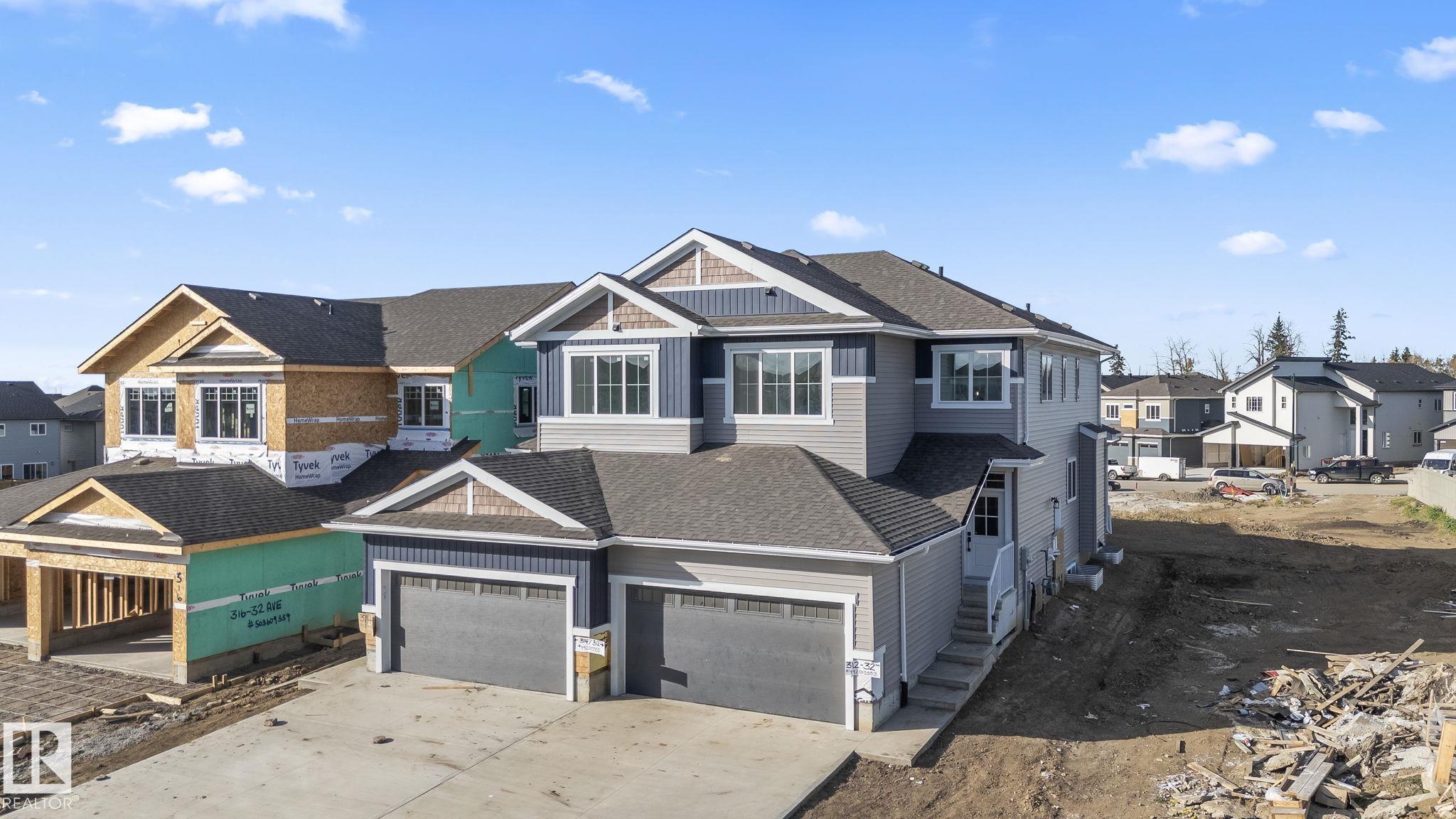 Photo 12 at 326 32 Avenue NW, Maple Crest, Edmonton