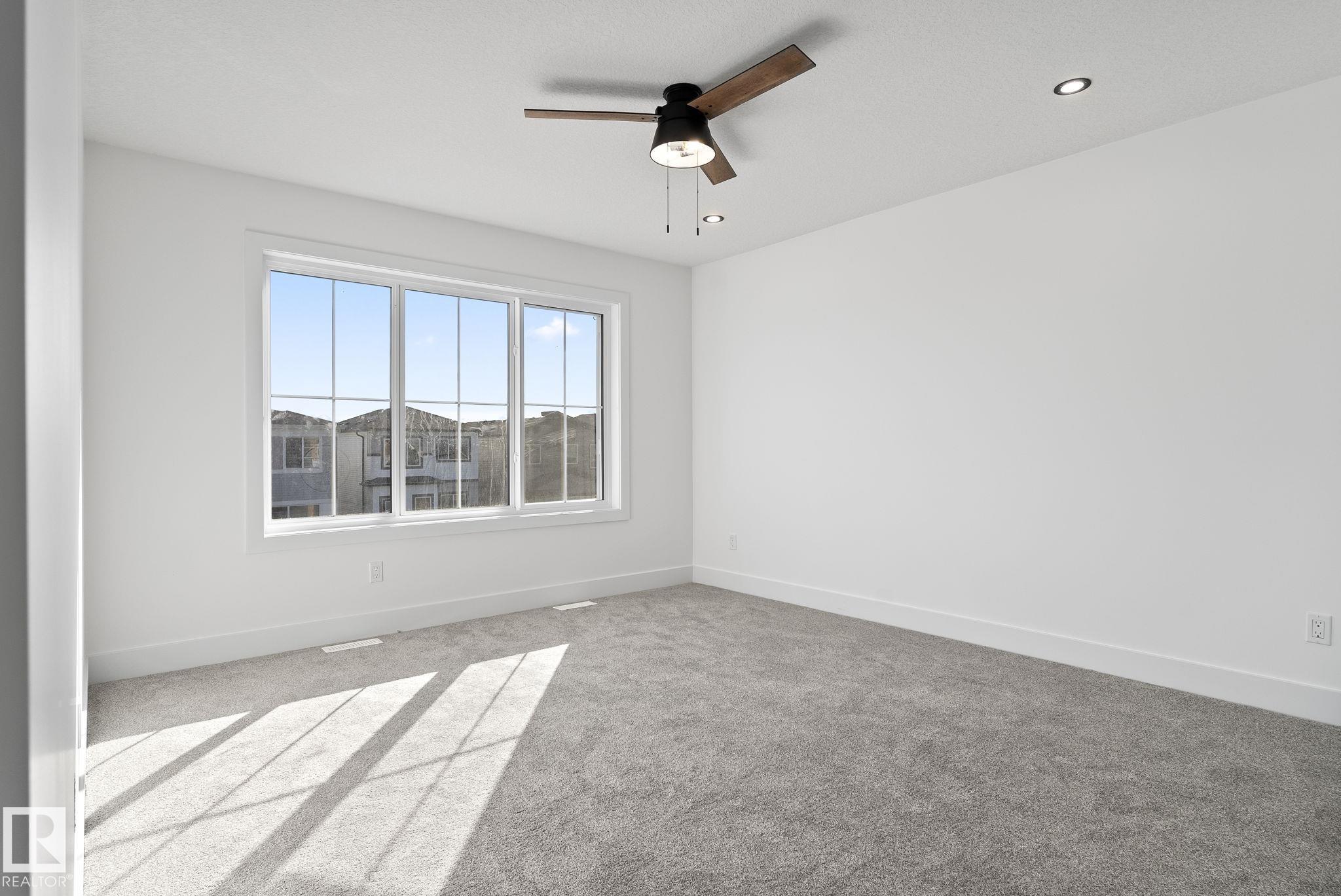 Photo 18 at 326 32 Avenue NW, Maple Crest, Edmonton