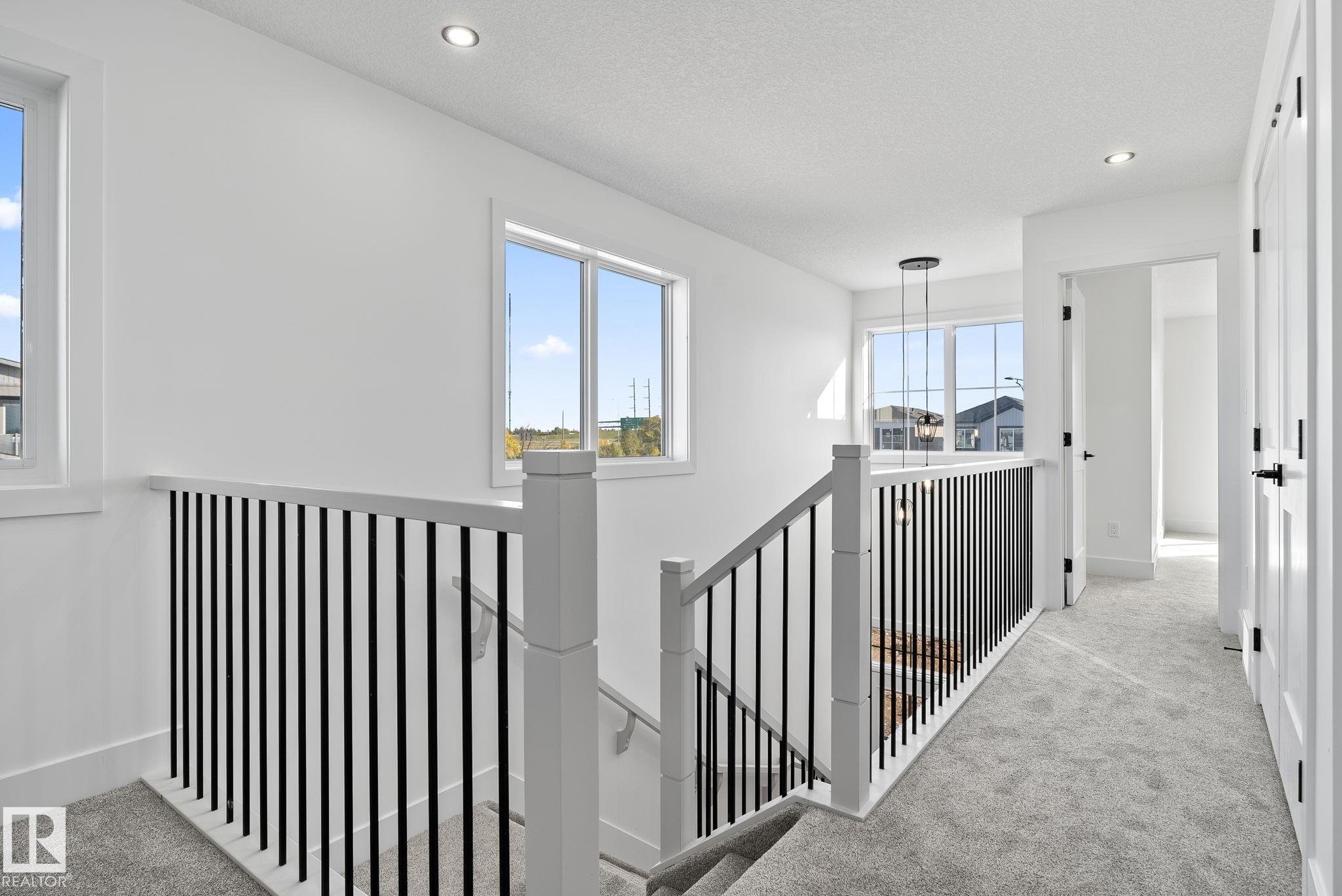 Photo 26 at 326 32 Avenue NW, Maple Crest, Edmonton