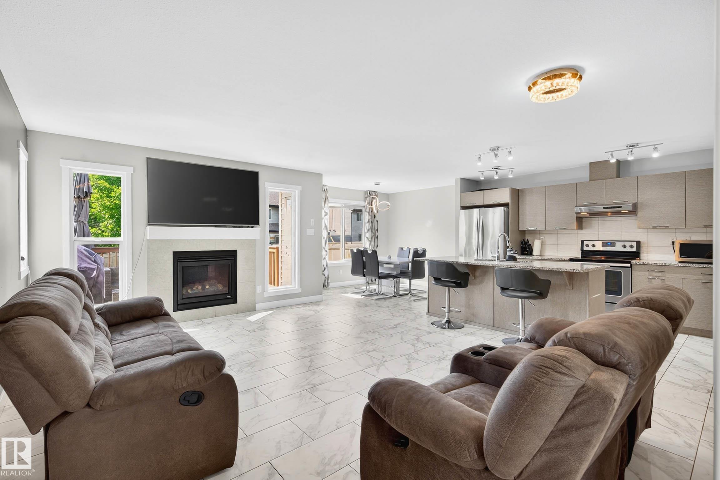 Picture for 4404 6 ST NE NW