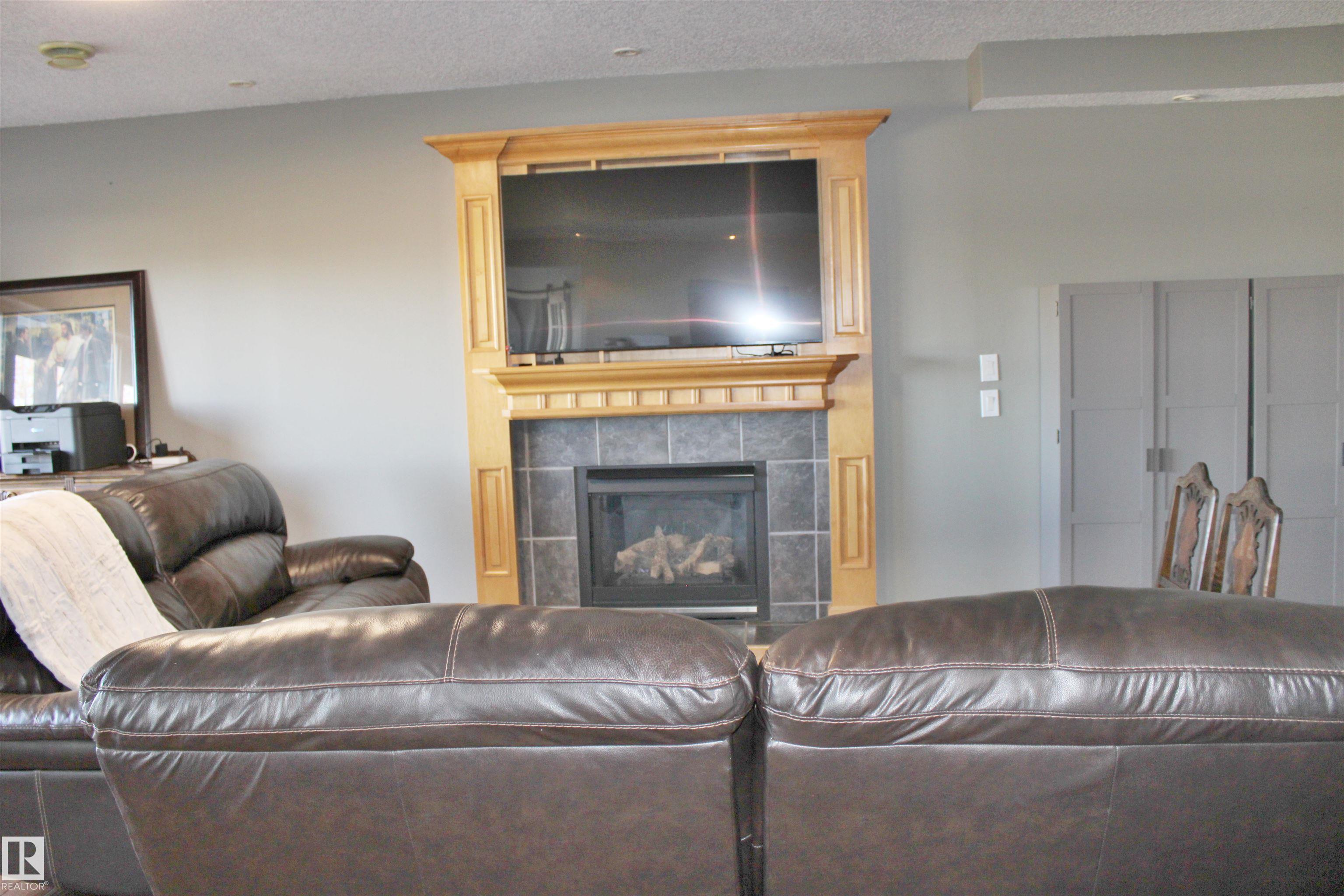 Photo 25 at 26 Longview Drive, Stoneshire, Spruce Grove