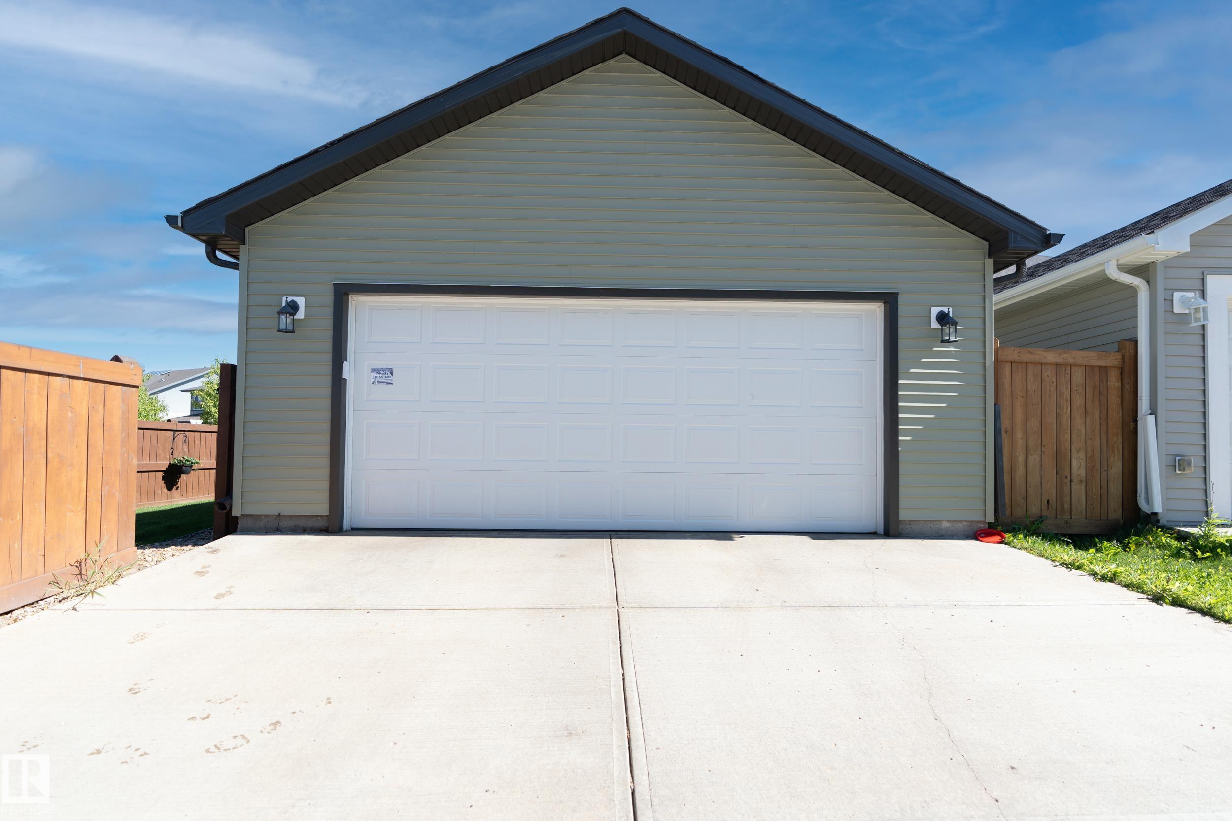 Photo 26 at 2604 Price Common SW, Paisley, Edmonton