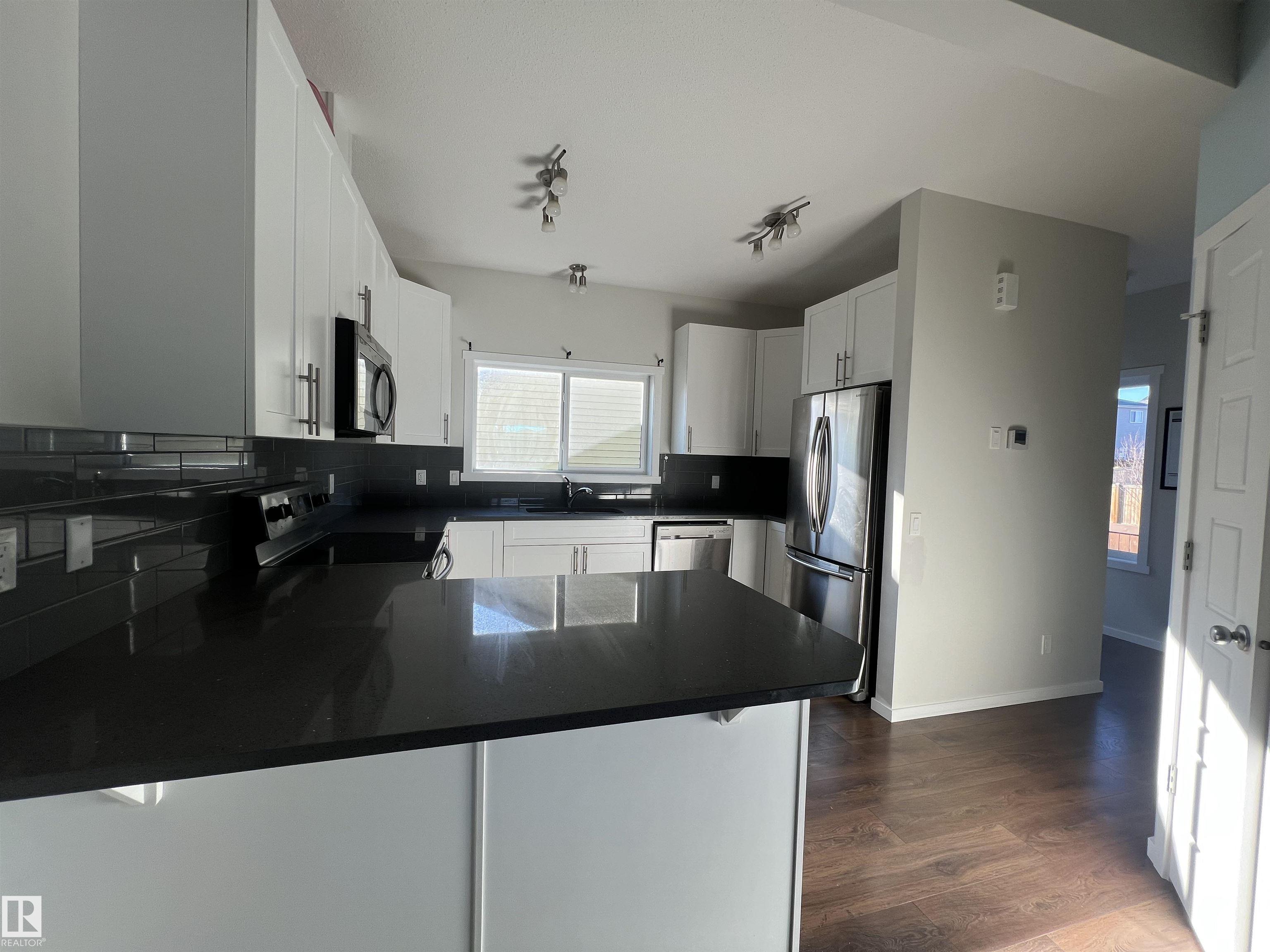 Photo 9 at 2604 Price Common SW, Paisley, Edmonton