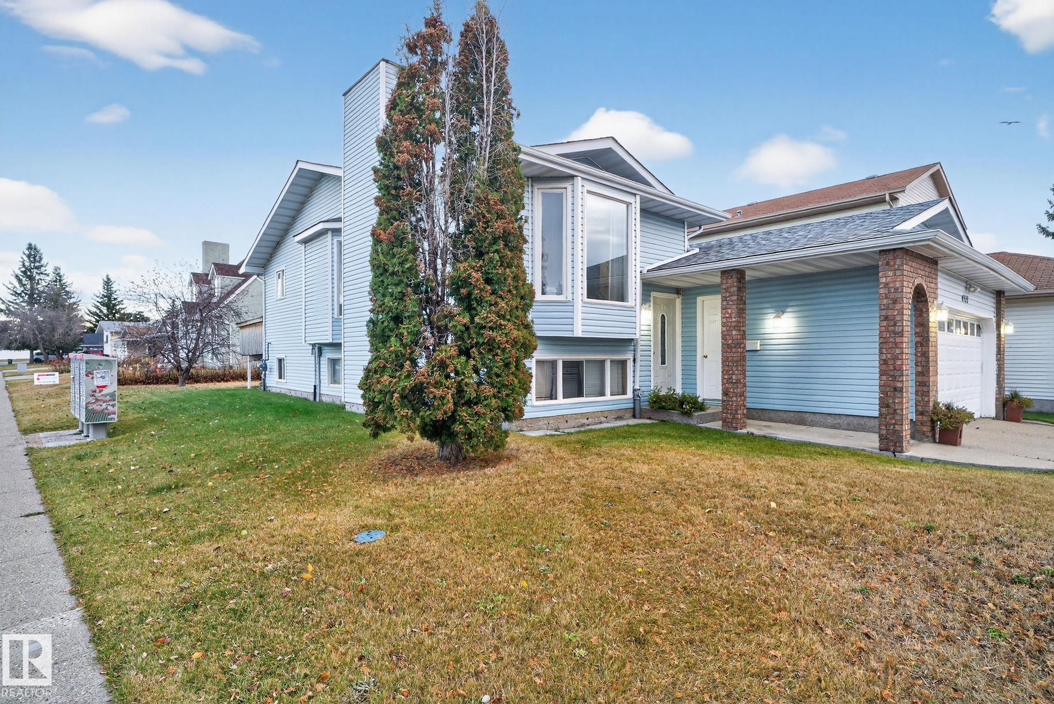 Photo 5 at 4133 28 Avenue NW, Bisset, Edmonton