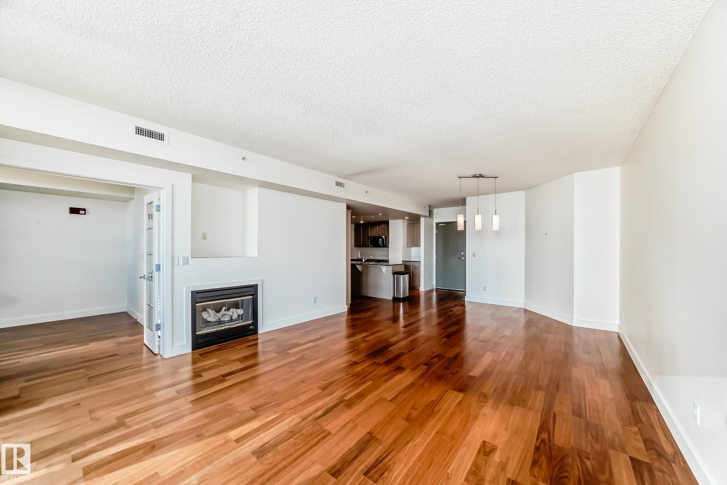 Photo 9 at 703 - 10028 119 Street NW, Wîhkwêntôwin, Edmonton