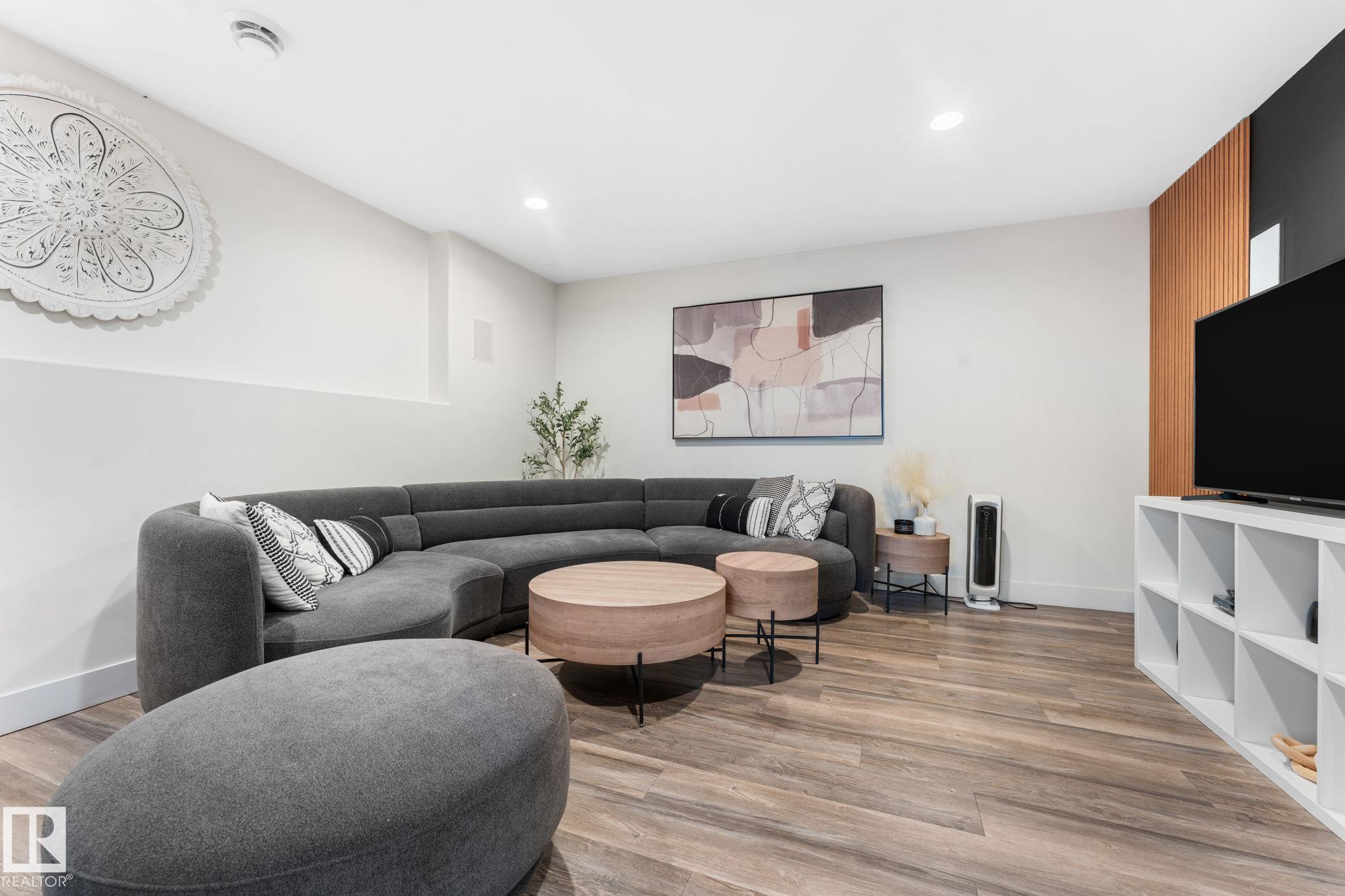 Photo 34 at 15919 58 Street NW, Hollick-Kenyon, Edmonton