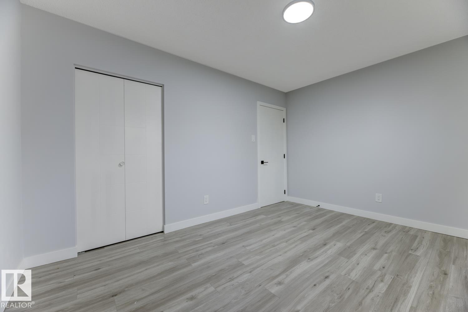 Photo 16 at 6208 137 Avenue NW, York, Edmonton