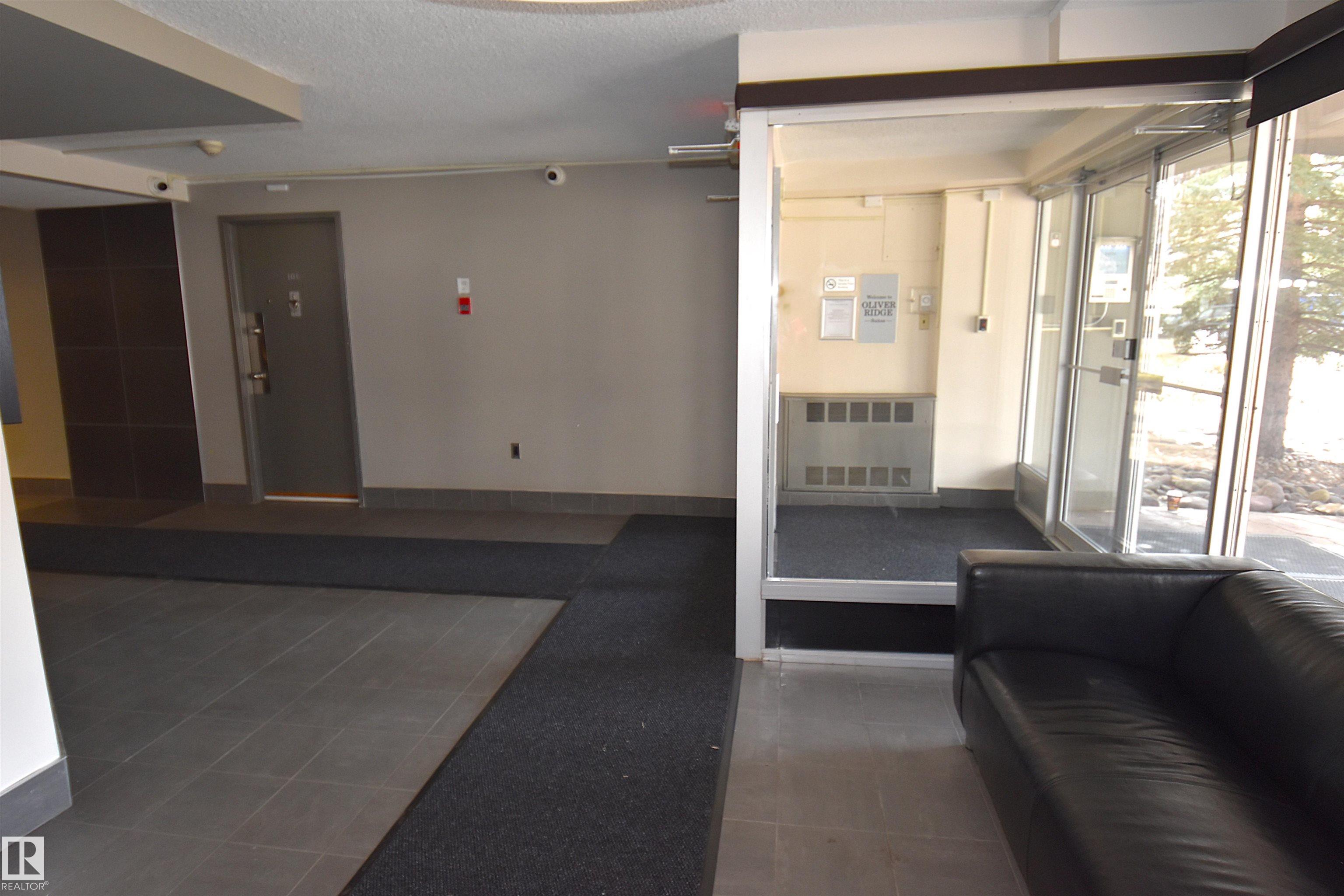 Photo 22 at 608 - 10021 116 Street NW, Wîhkwêntôwin, Edmonton