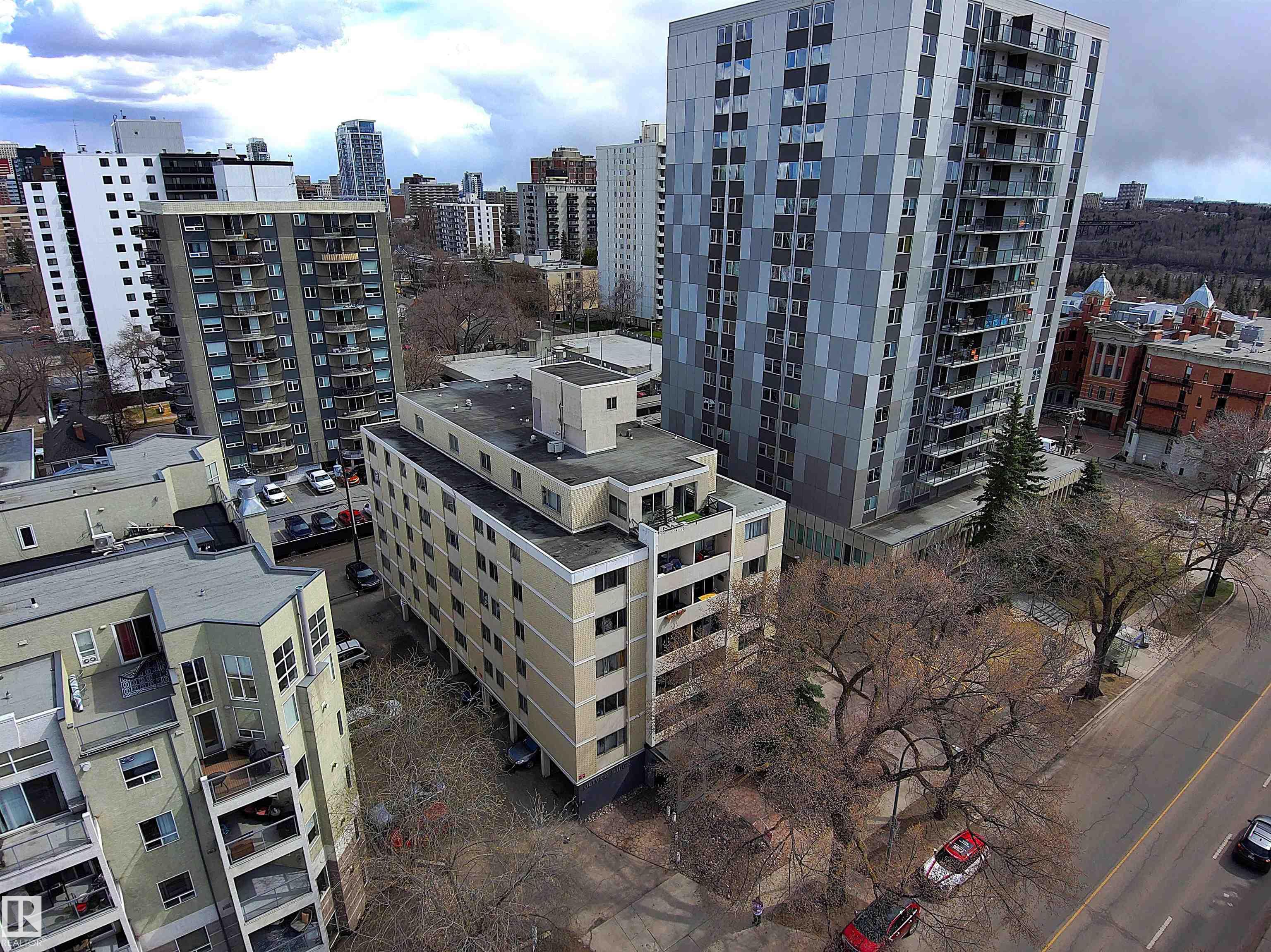 Photo 26 at 608 - 10021 116 Street NW, Wîhkwêntôwin, Edmonton