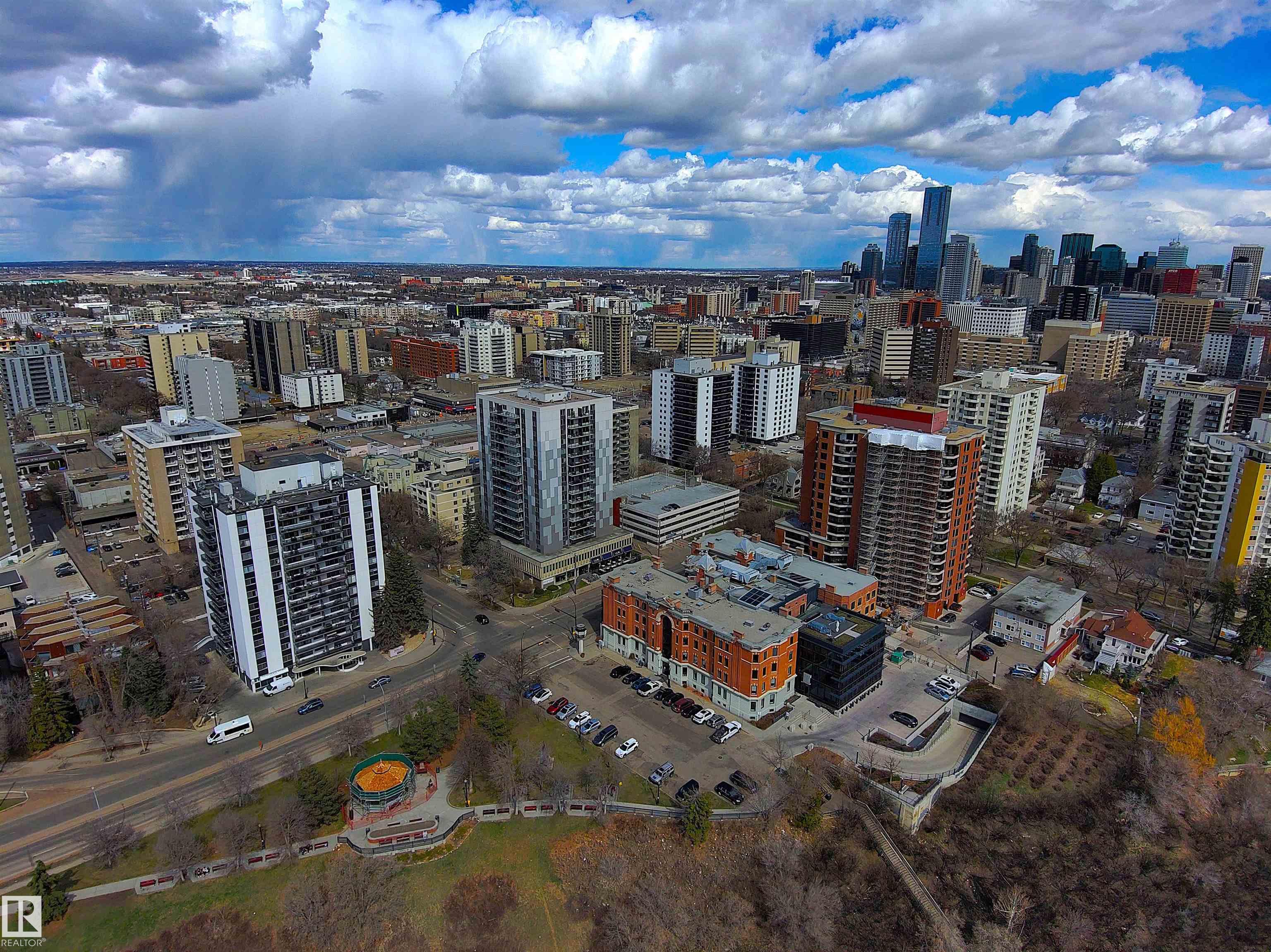 Photo 29 at 608 - 10021 116 Street NW, Wîhkwêntôwin, Edmonton