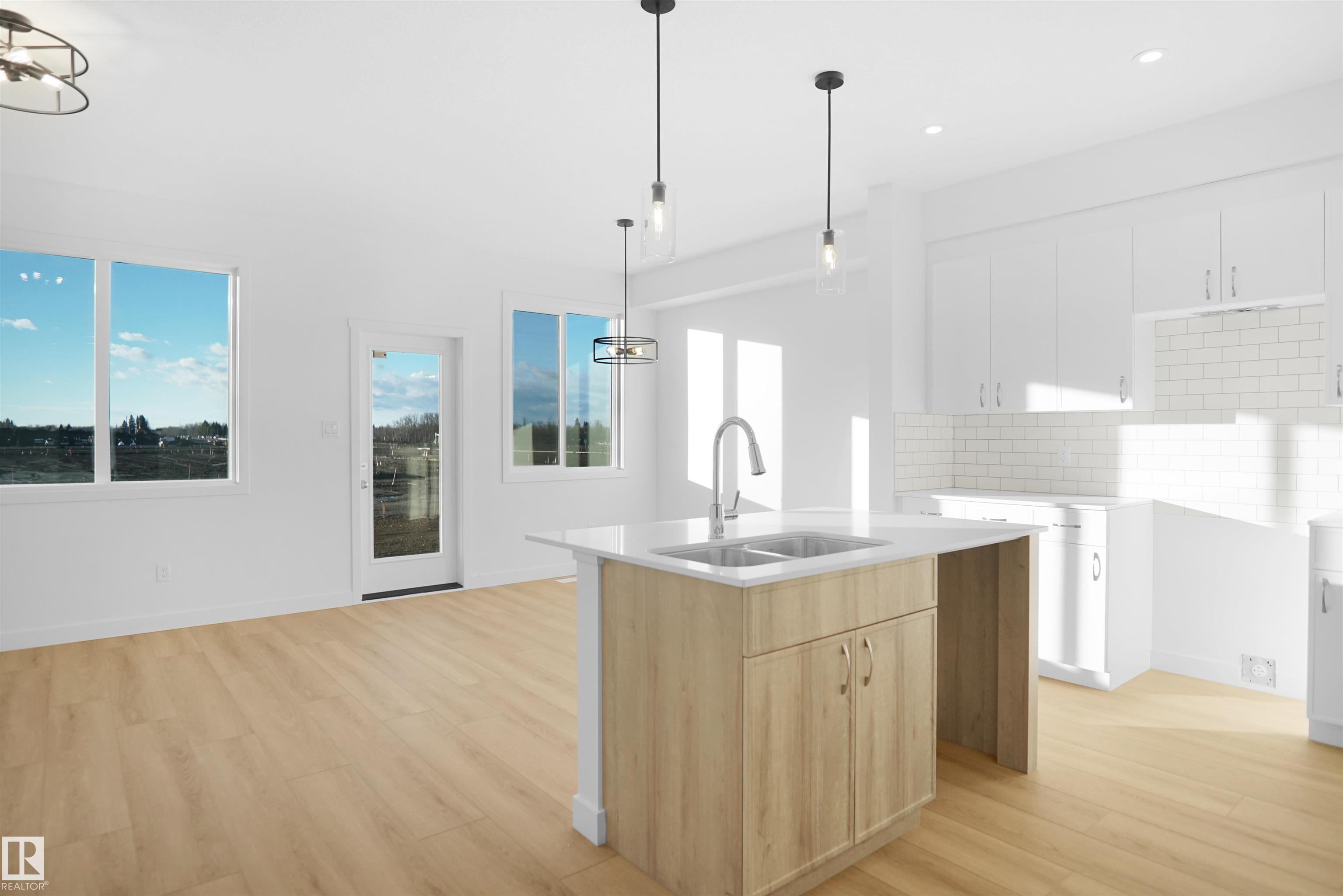 Photo 8 at 3436 122 Street SW, Desrochers Area, Edmonton