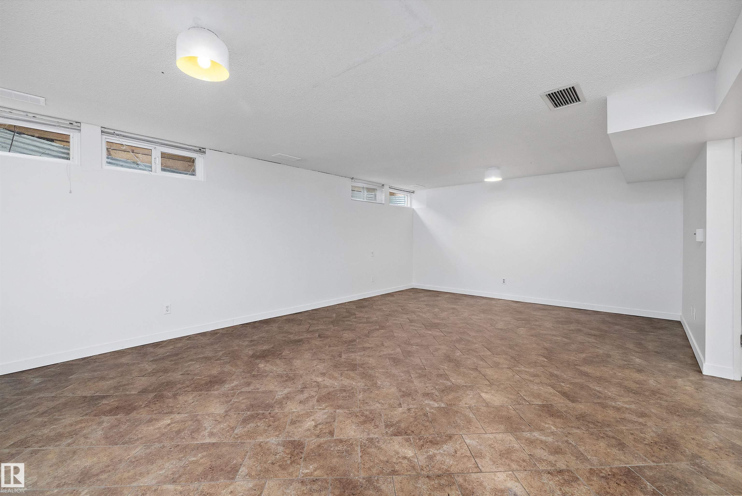 Photo 45 at 47 Royal Road NW, Royal Gardens, Edmonton