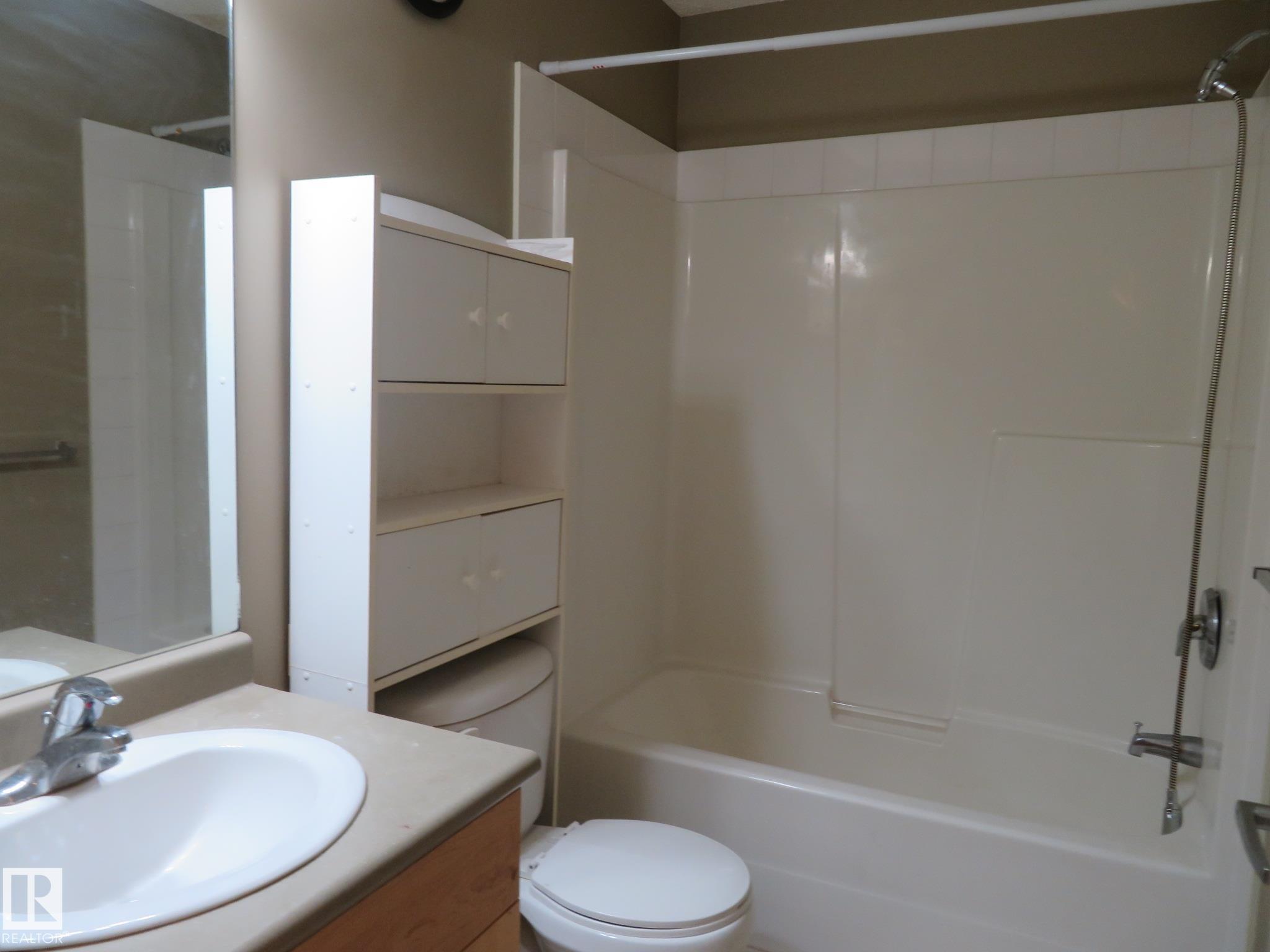 Photo 14 at 2-417 - 4245 139 Avenue NW, Clareview Town Centre, Edmonton