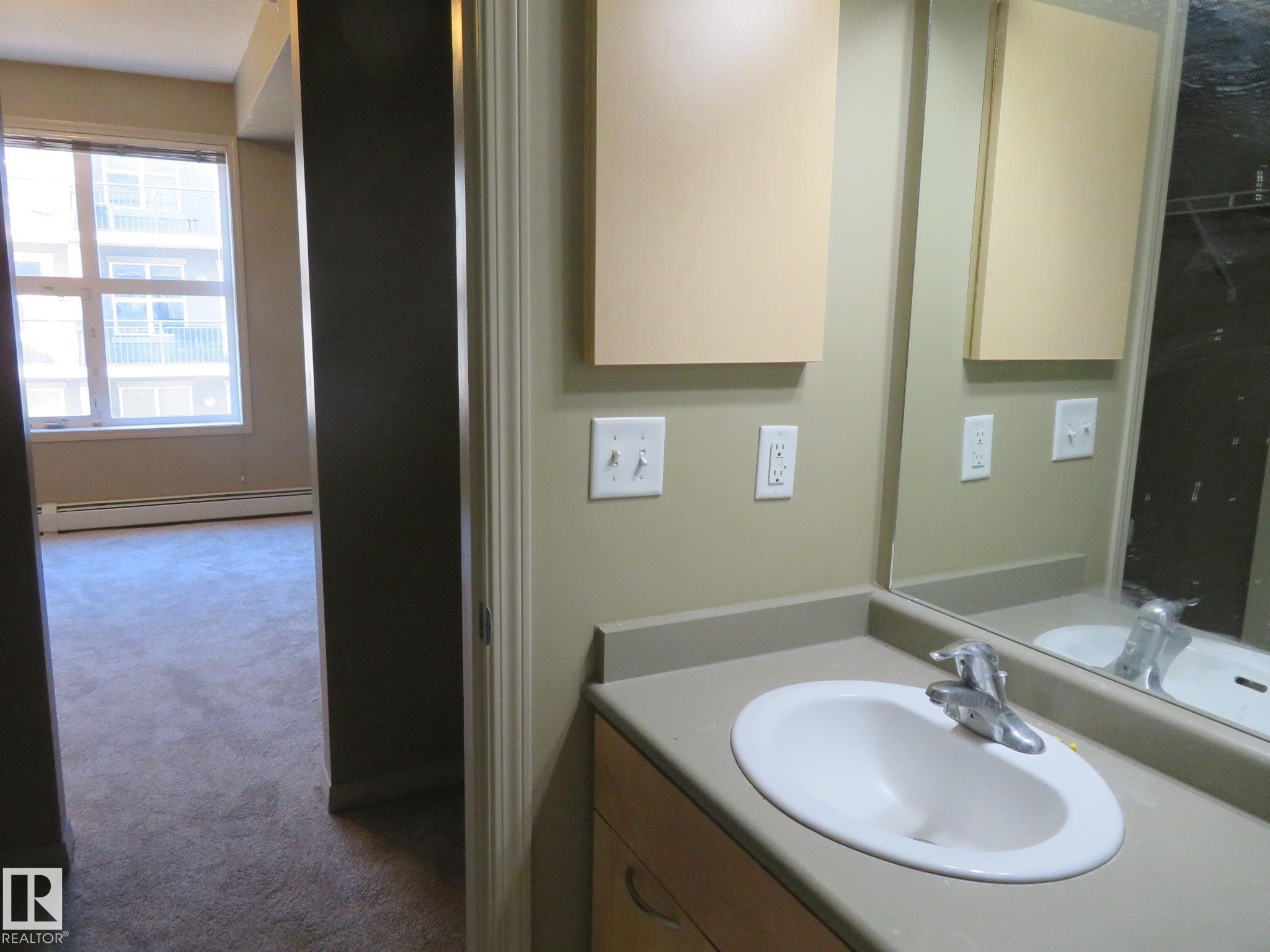 Photo 17 at 2-417 - 4245 139 Avenue NW, Clareview Town Centre, Edmonton