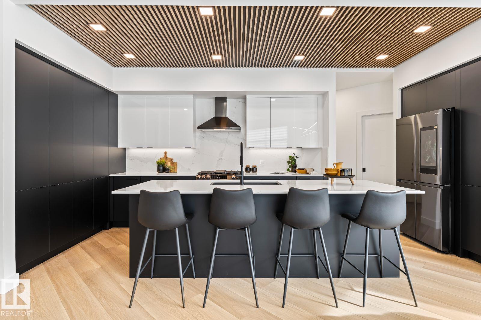 6237 King Vista SW, Keswick, Edmonton 2