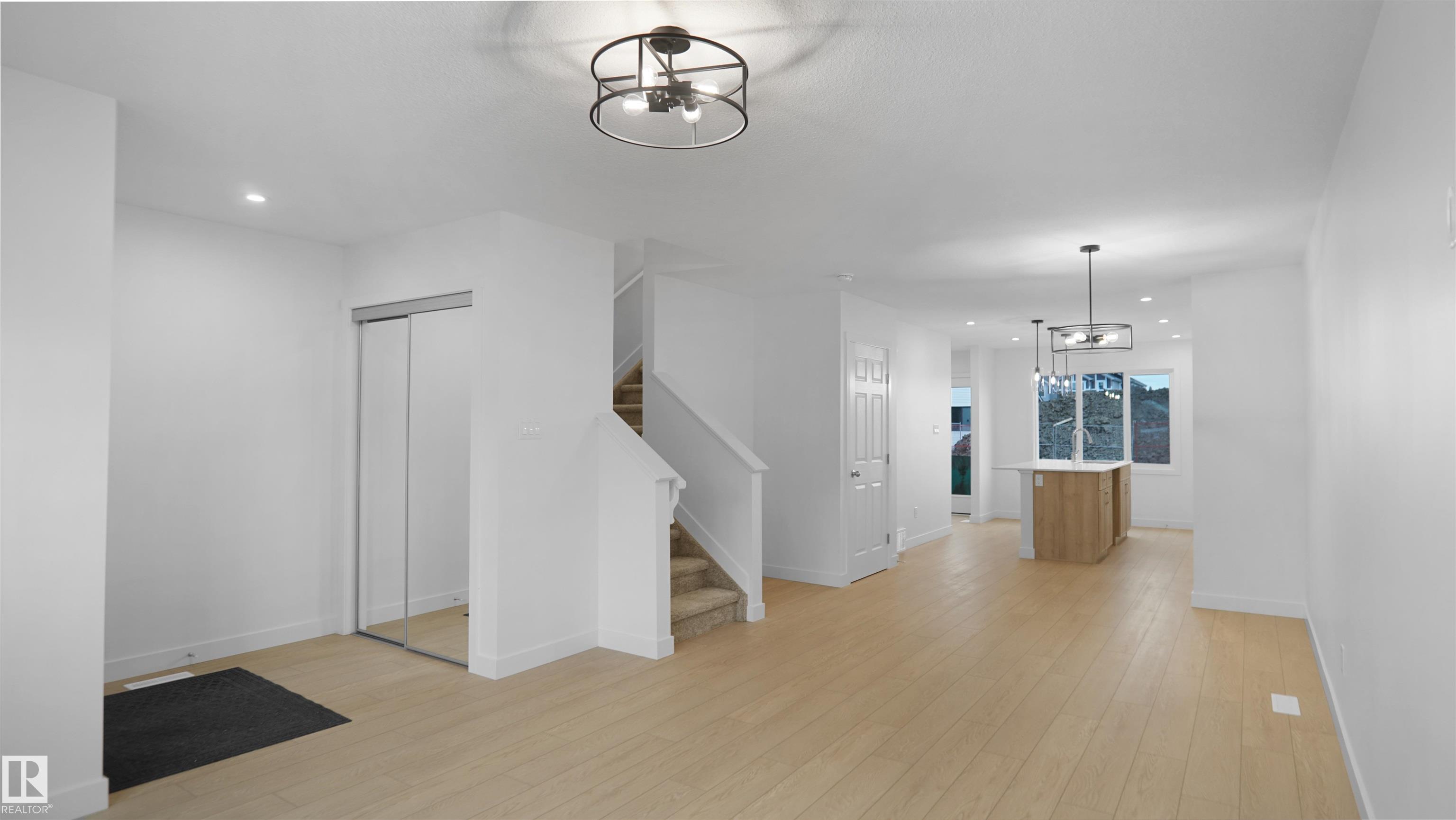 Picture for 21139 25 AV NW