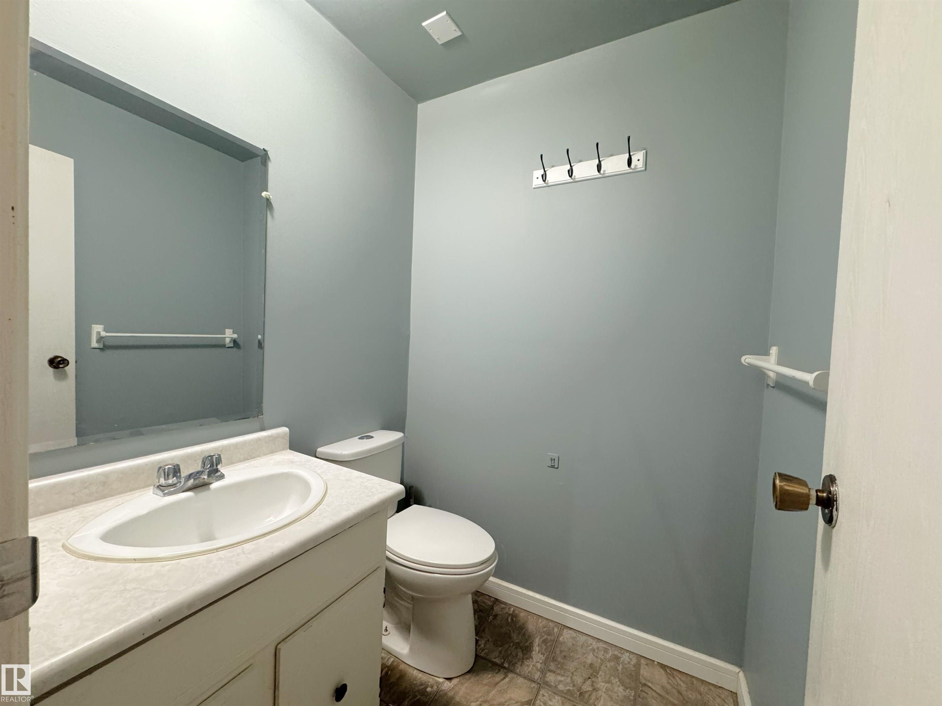 Photo 21 at 15 Woodvale Village NW, Greenview, Edmonton