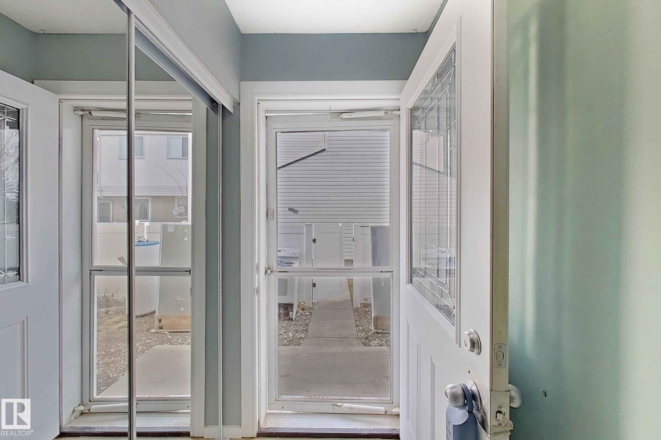 Photo 6 at 15 Woodvale Village NW, Greenview, Edmonton