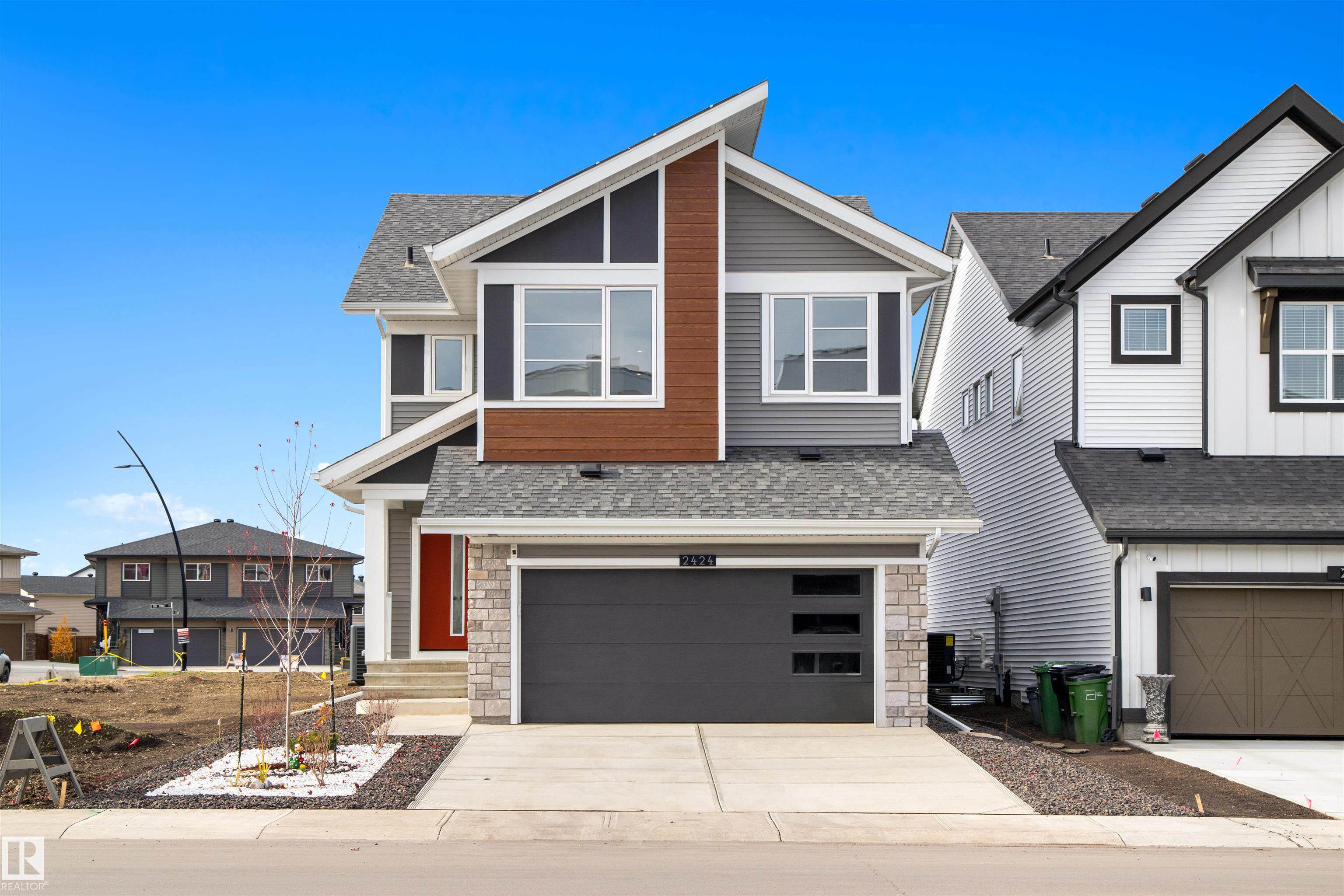 2424 205 Street NW, The Uplands, Edmonton 2