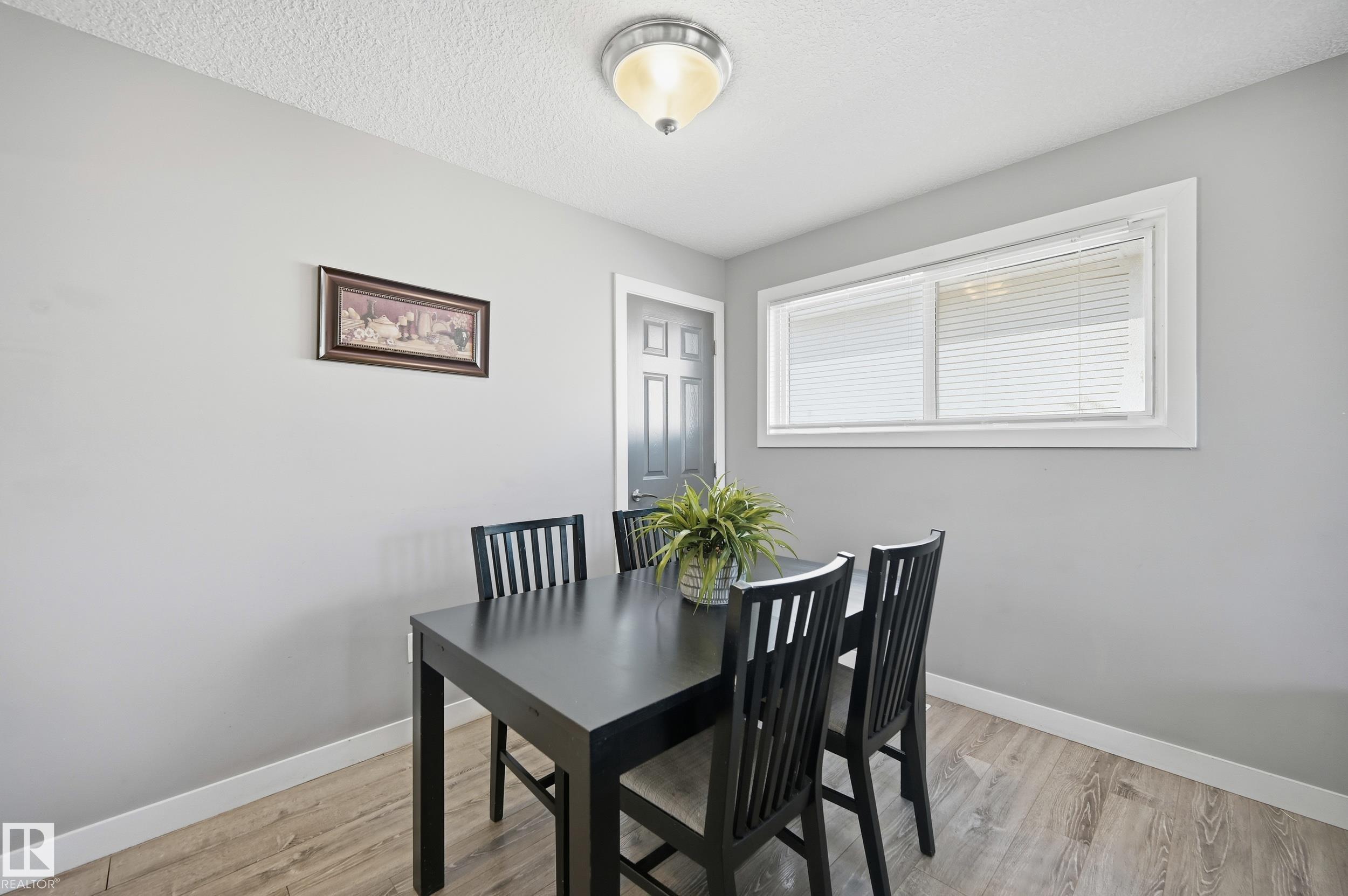 Photo 6 at 8015 130 Avenue NW, Balwin, Edmonton