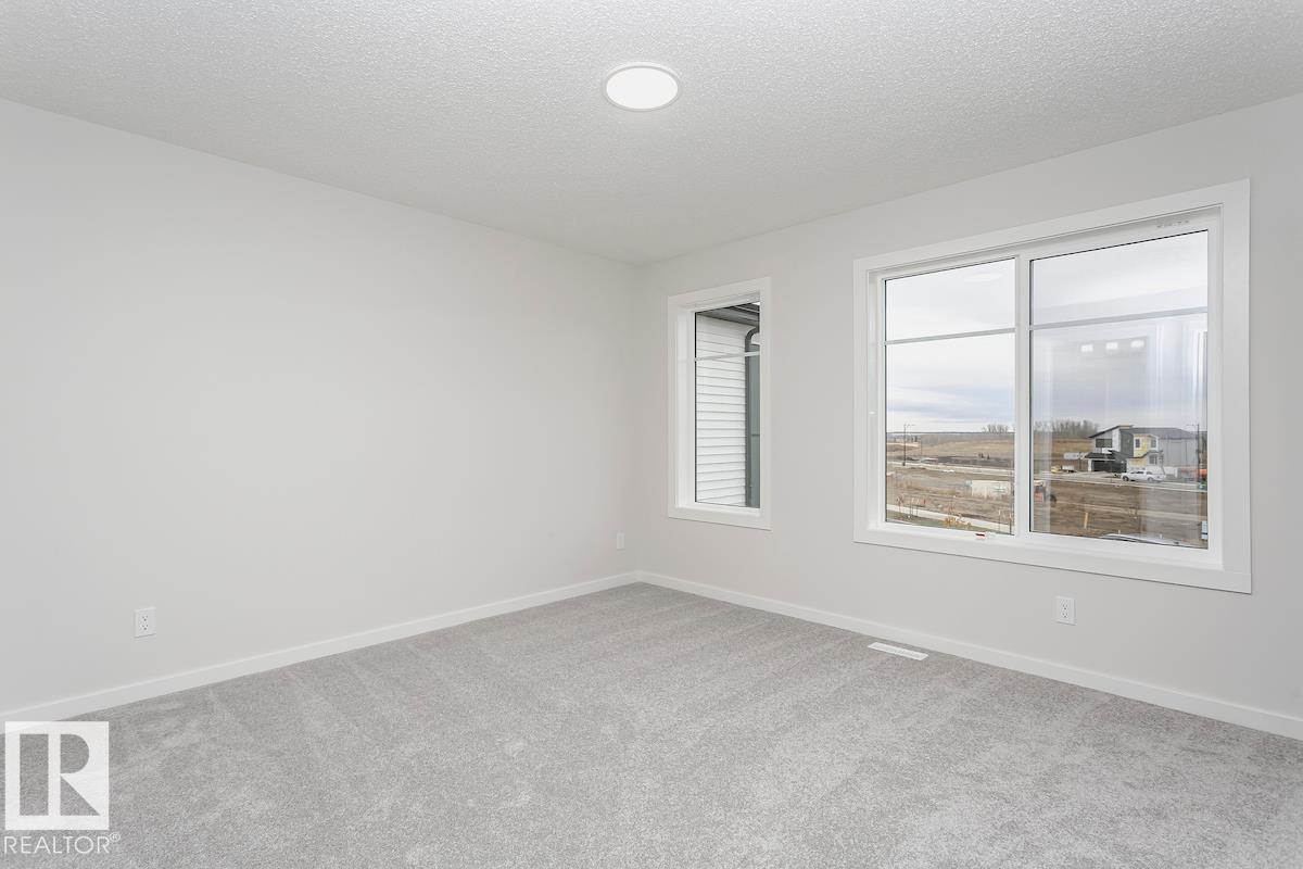 Photo 9 at 4297 Kinglet Drive NW, Kinglet Gardens, Edmonton