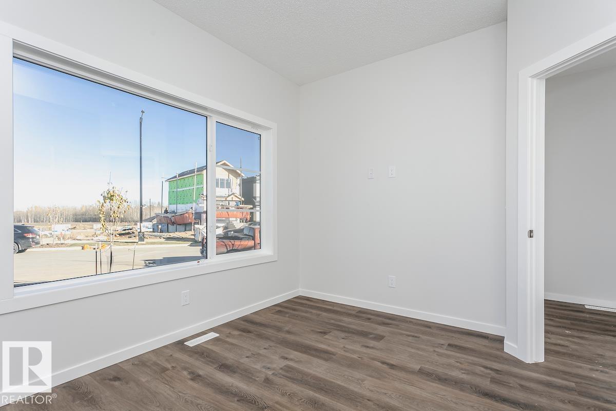 Picture for 4299 KINGLET DR NW