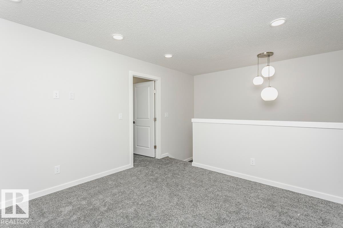 Photo 10 at 4299 Kinglet Drive NW, Kinglet Gardens, Edmonton