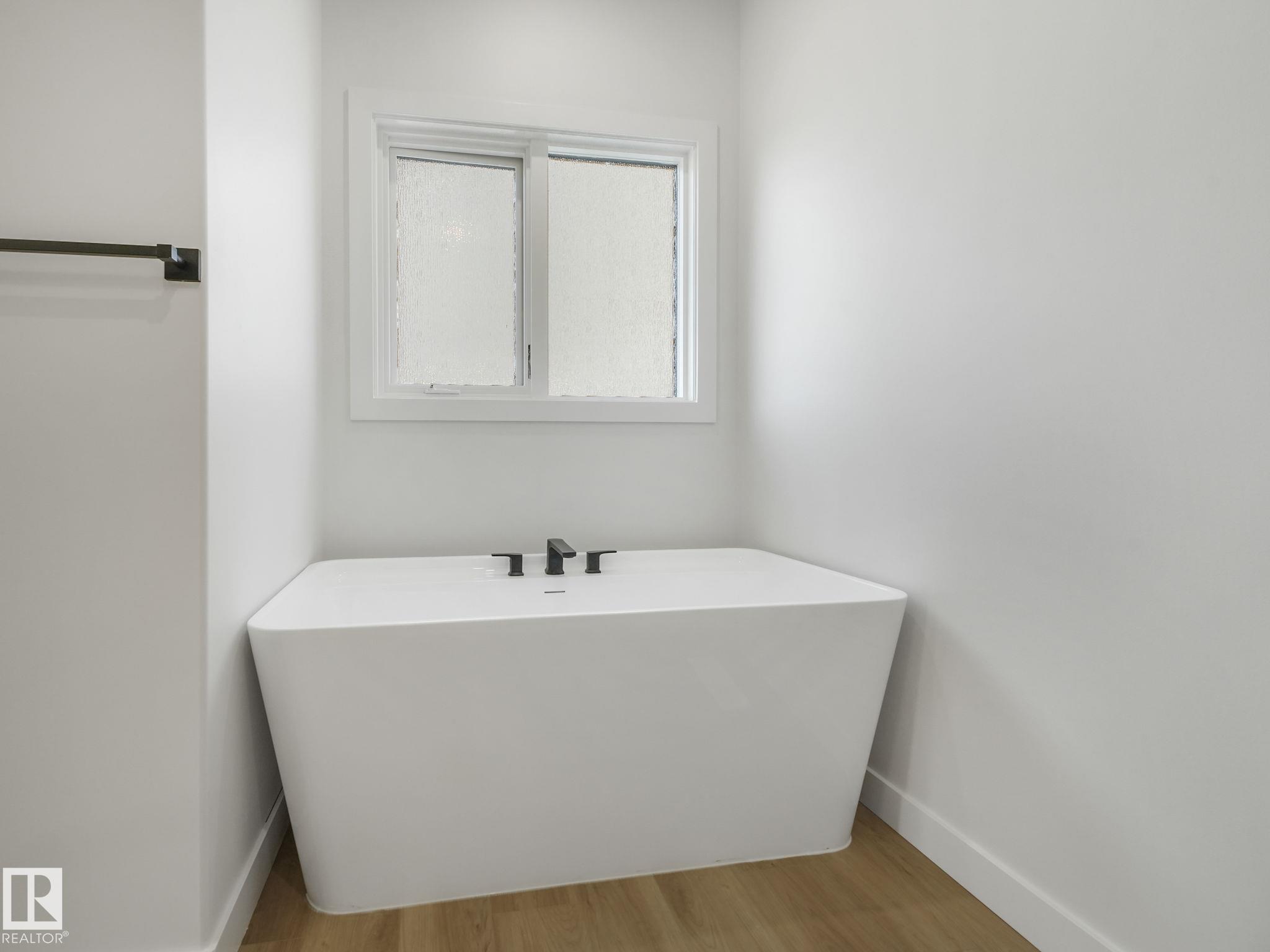 Photo 21 at 3138 Magpie Way NW, Starling, Edmonton