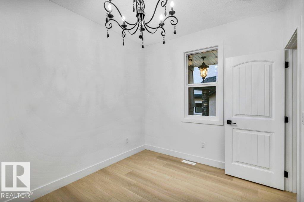 Photo 7 at 11010 174a Avenue NW, Chambery, Edmonton