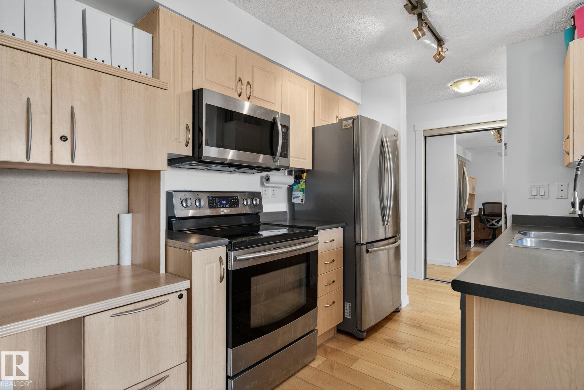 Photo 7 at 203 - 13908 136 Street NW, Hudson, Edmonton