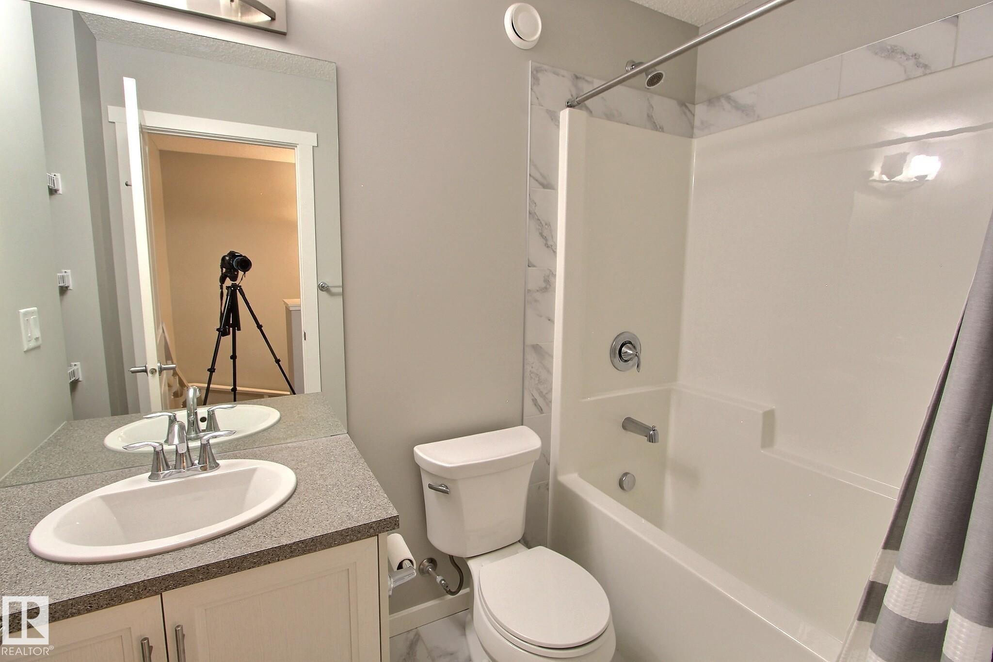 Photo 17 at 2271 Glenridding Boulevard SW, Glenridding Heights, Edmonton