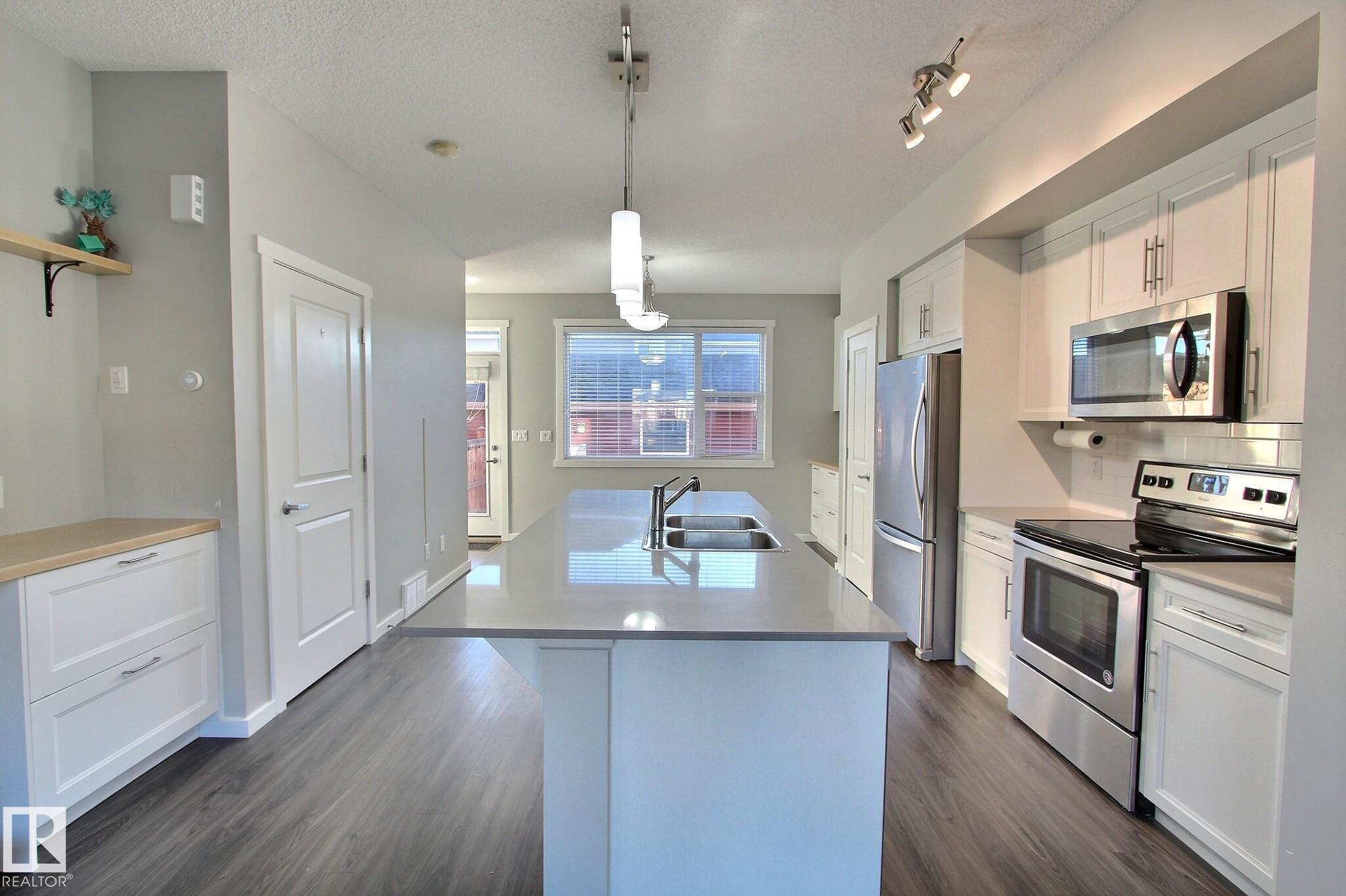 Photo 5 at 2271 Glenridding Boulevard SW, Glenridding Heights, Edmonton